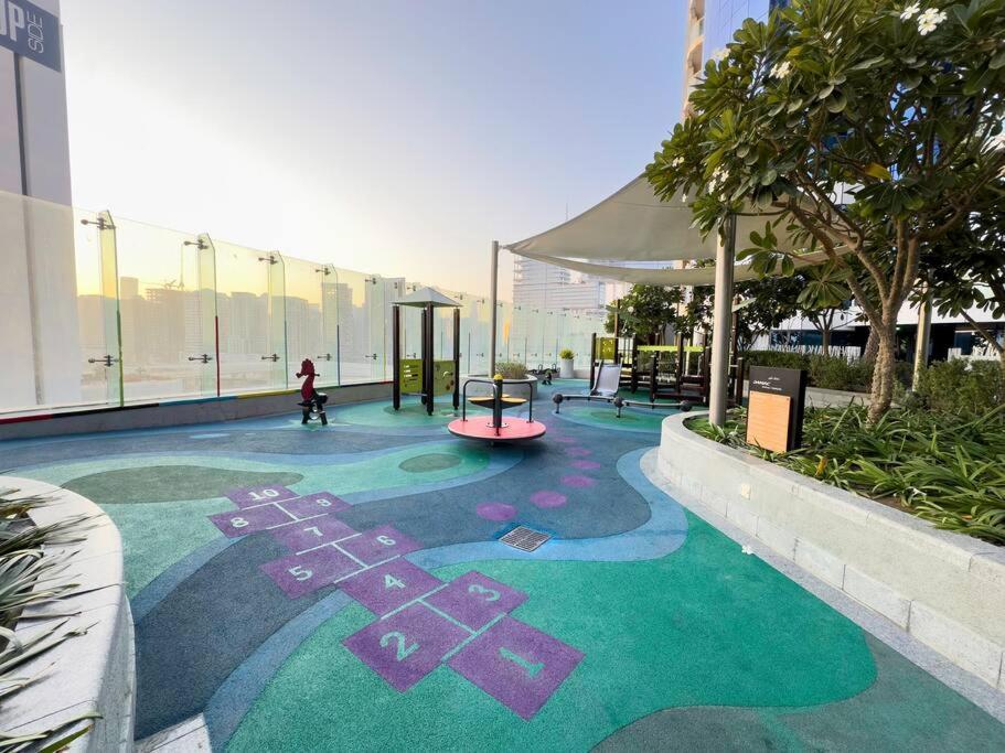 Paramount Flat With Amazing Burj Khalifa View Apartment Dubai