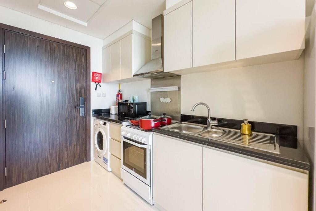 Apartment Modern On Golf Course - Damac Hills *