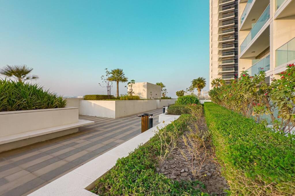 Apartment Modern On Golf Course - Damac Hills *
