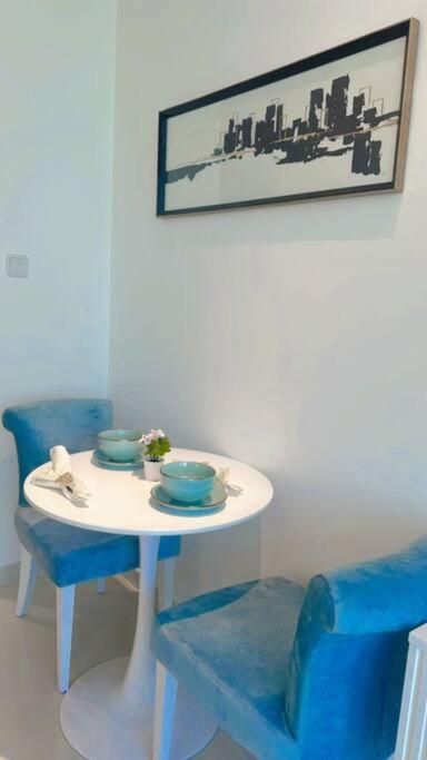 Modern On Golf Course - Damac Hills Apartment *
