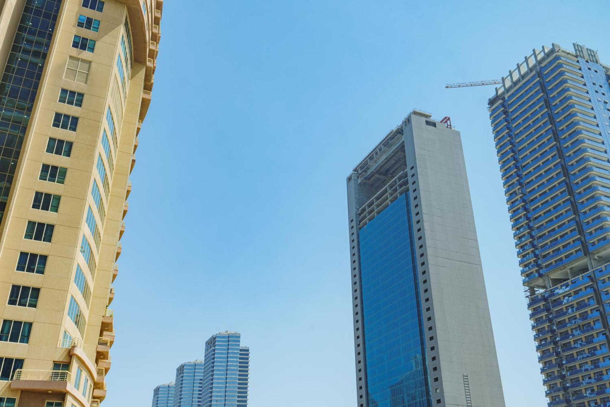 Lovely And In Me Do Re Jlt Apartment Dubai