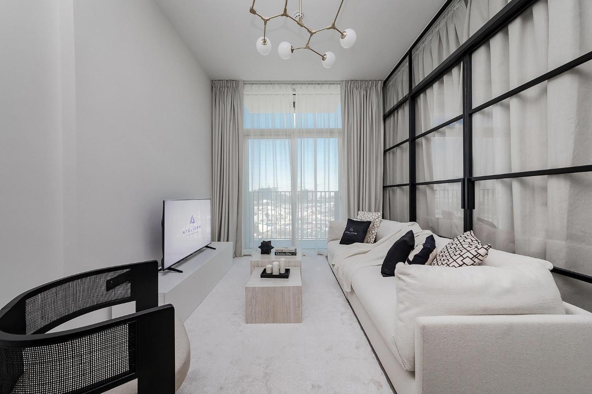 Apartment Deluxe 2br At Socio Hills Estate