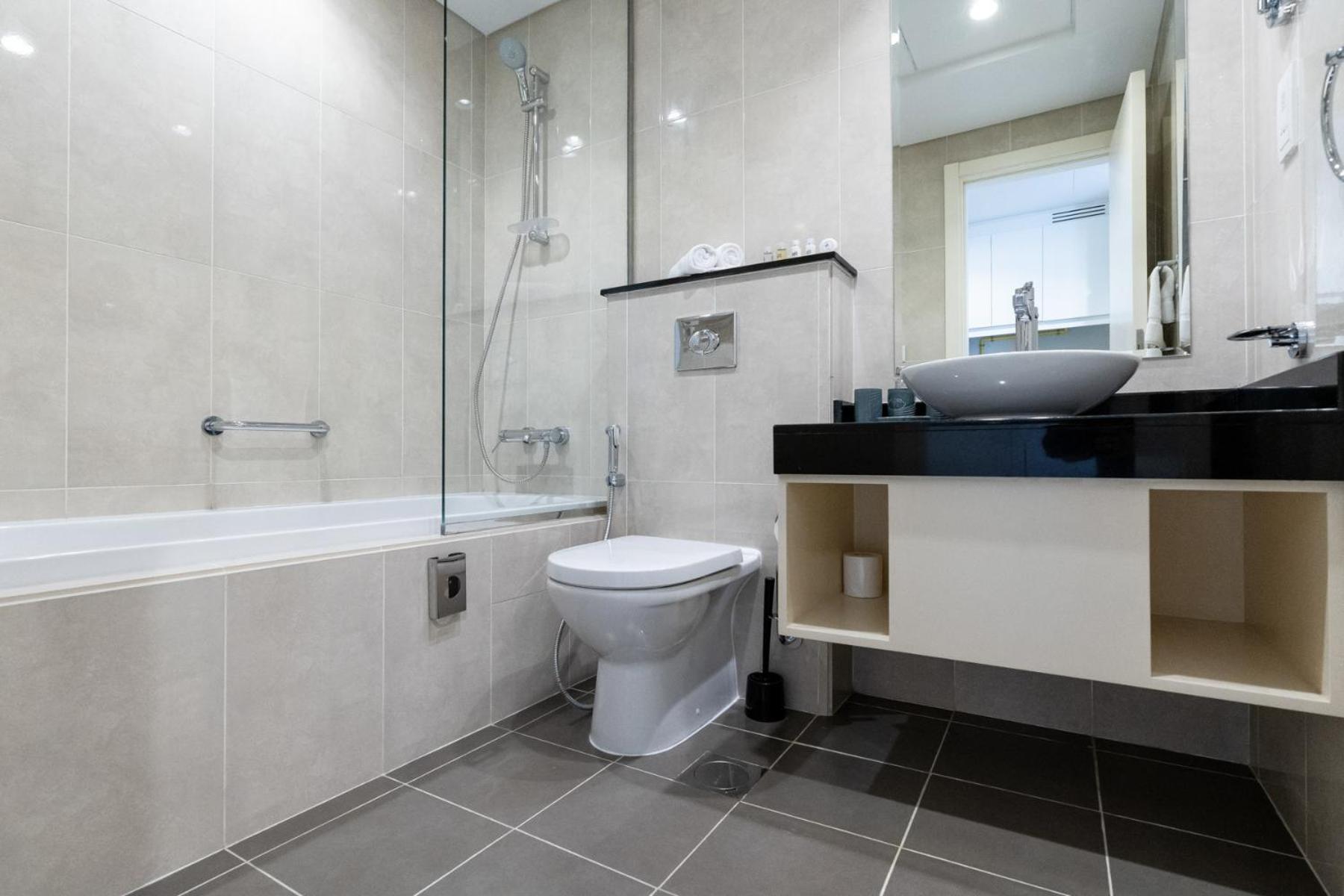 Charming - Hotel-style Comfort *