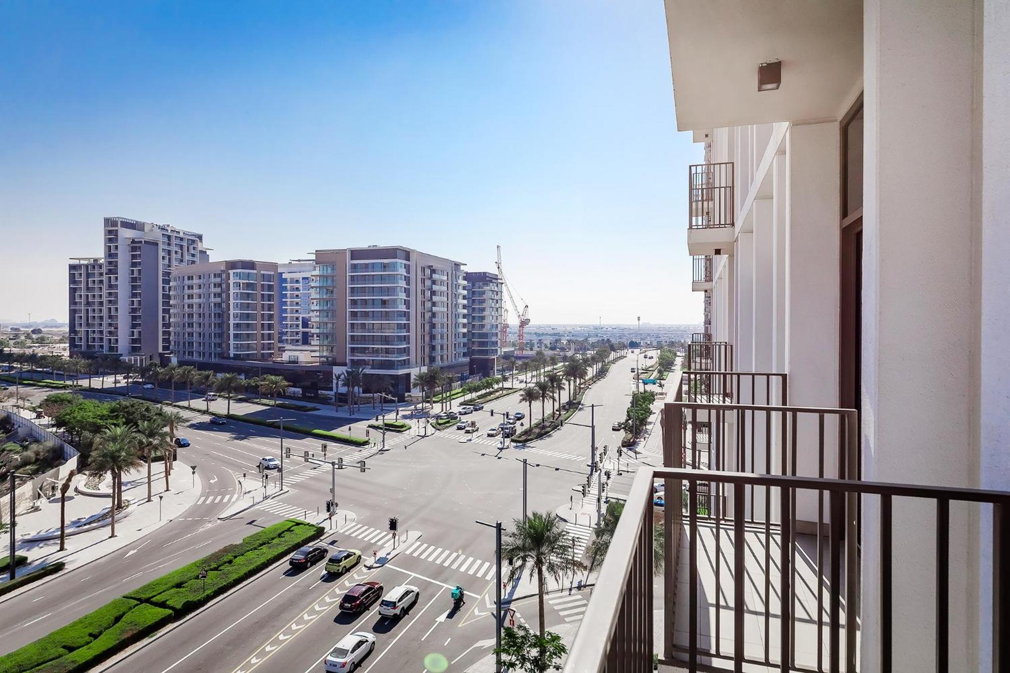 Apartment Deluxe 2br At Socio Hills Estate
