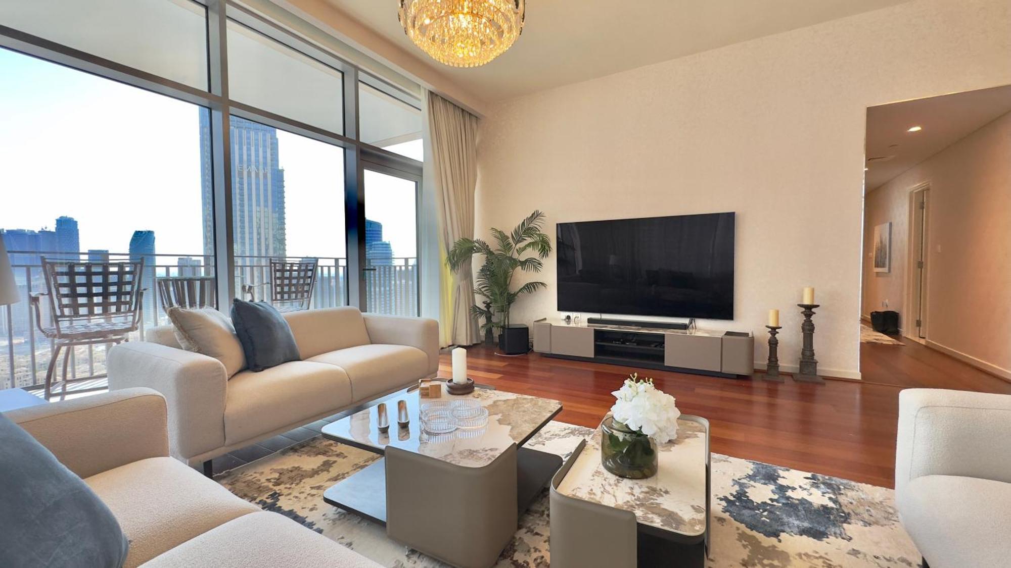 3br High Floor At Boulevard Crescent In Downtown By Vibel