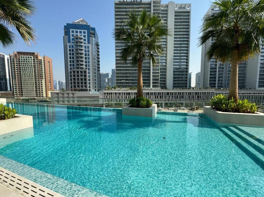Apartment Luxury Living In The Heart Of Business Bay *