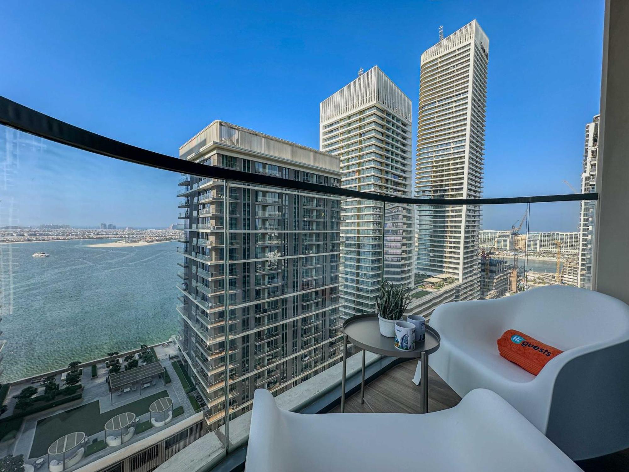 Elegant 2-bedroom Retreat At Marina Vista 2 *
