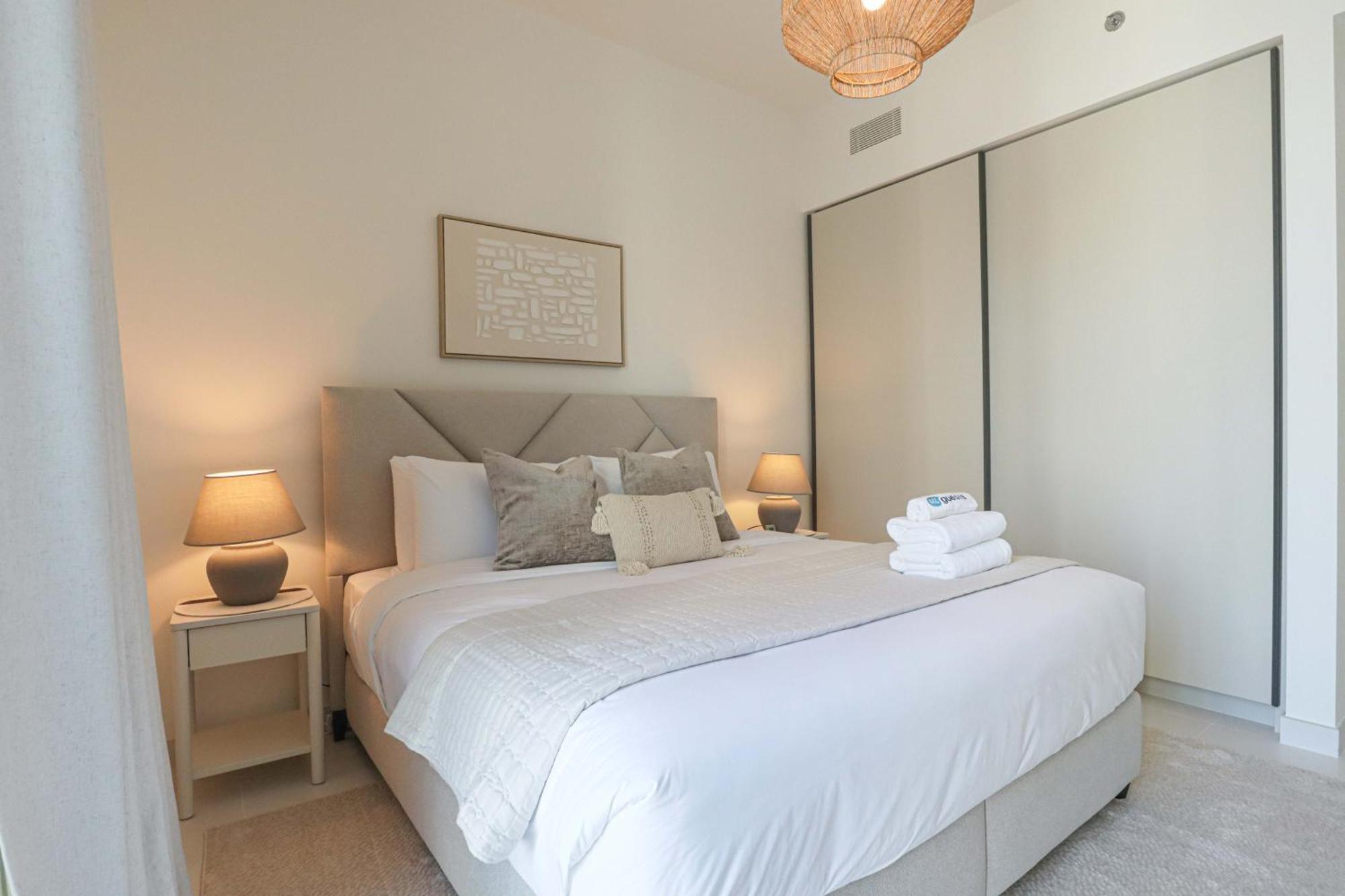 Elegant 2-bedroom Retreat At Marina Vista 2 Apartment