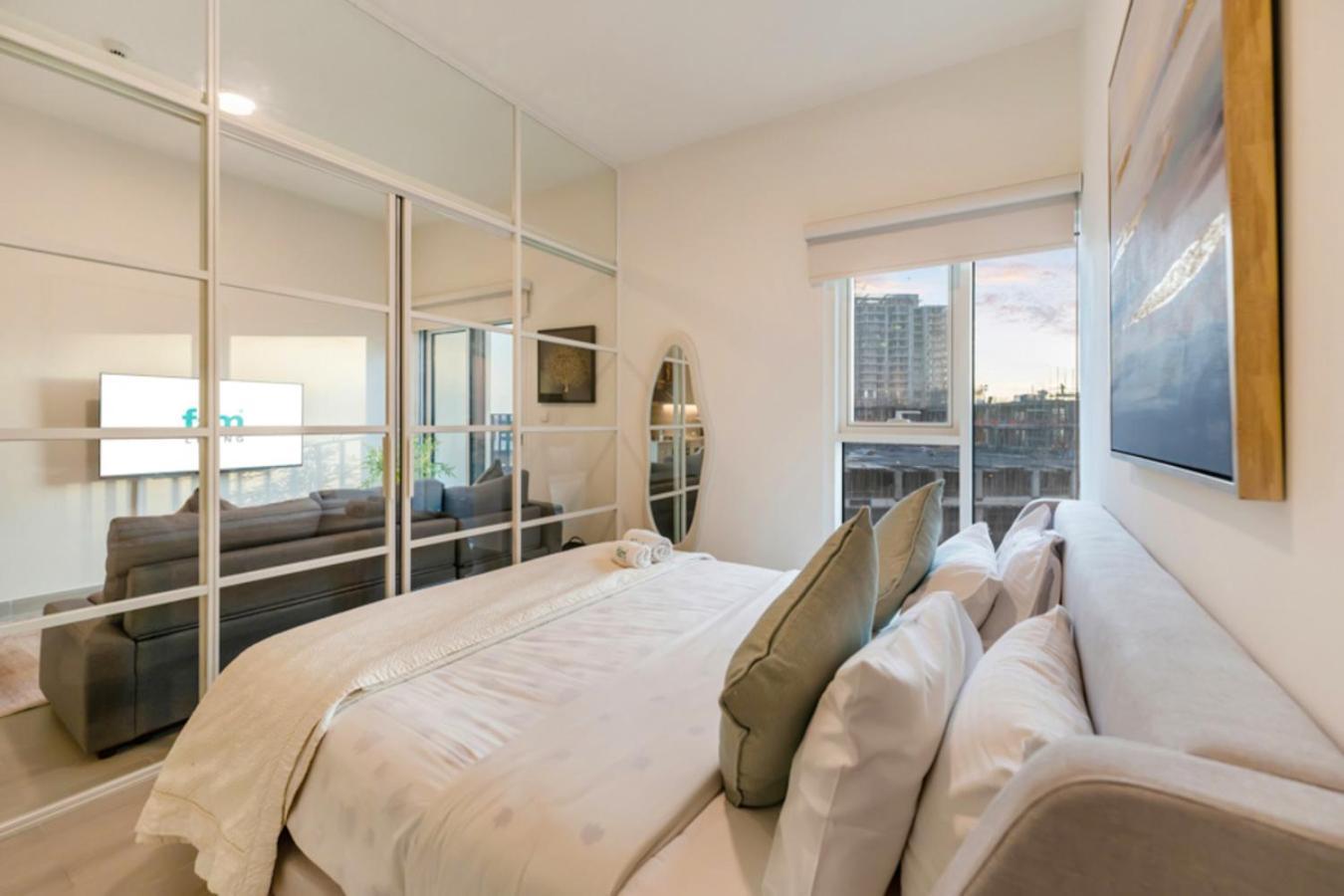 Fam Living - Golfville Block, Hills Estate Apartment *