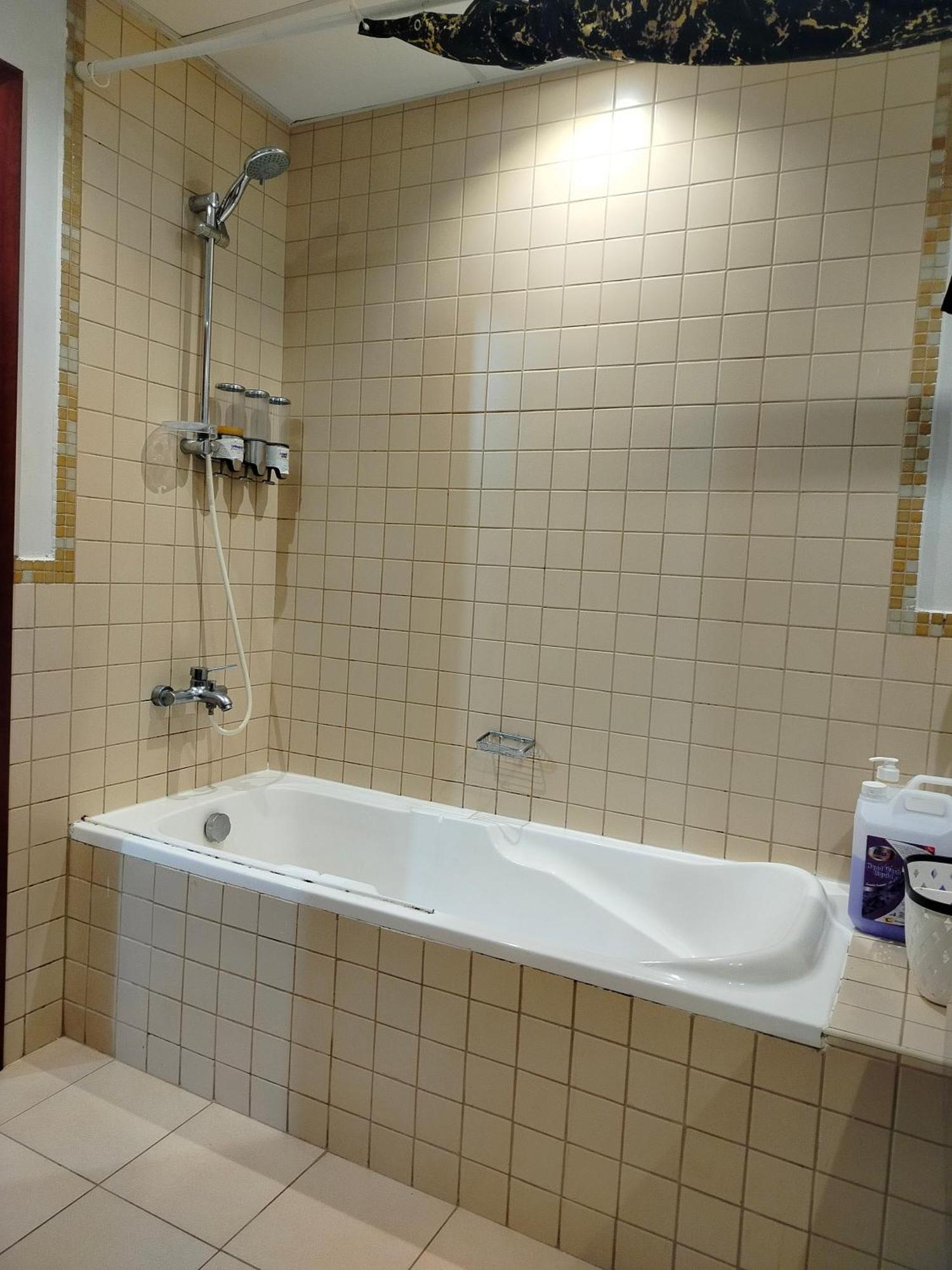 Sansa Jbr Homestay *