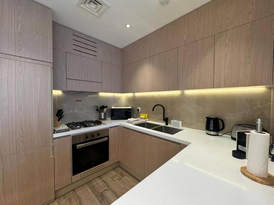 Luxury In Oakley Square Residences, Jvc Dubai