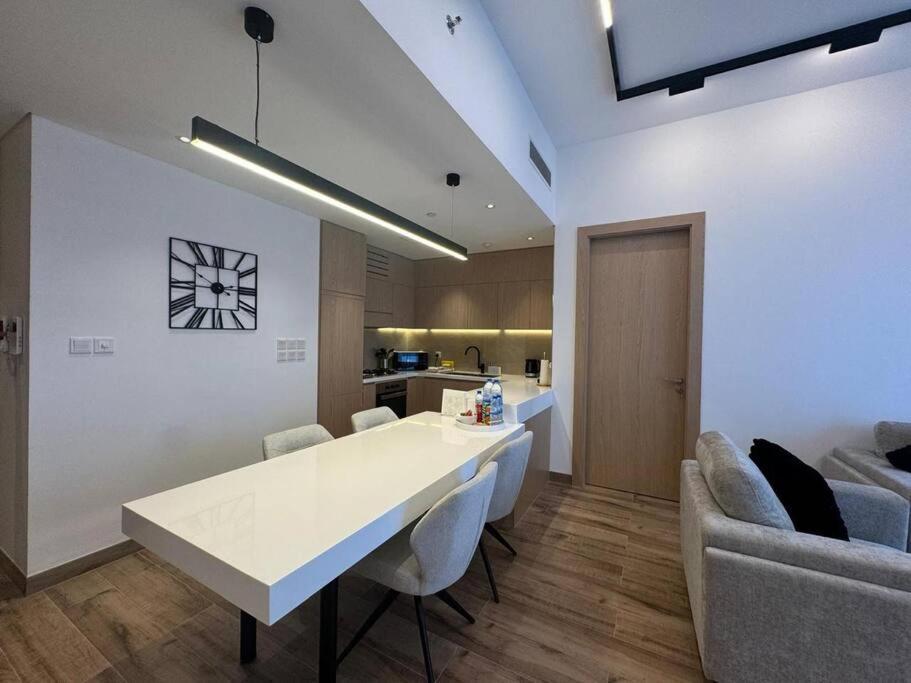 Apartment Luxury In Oakley Square Residences, Jvc *