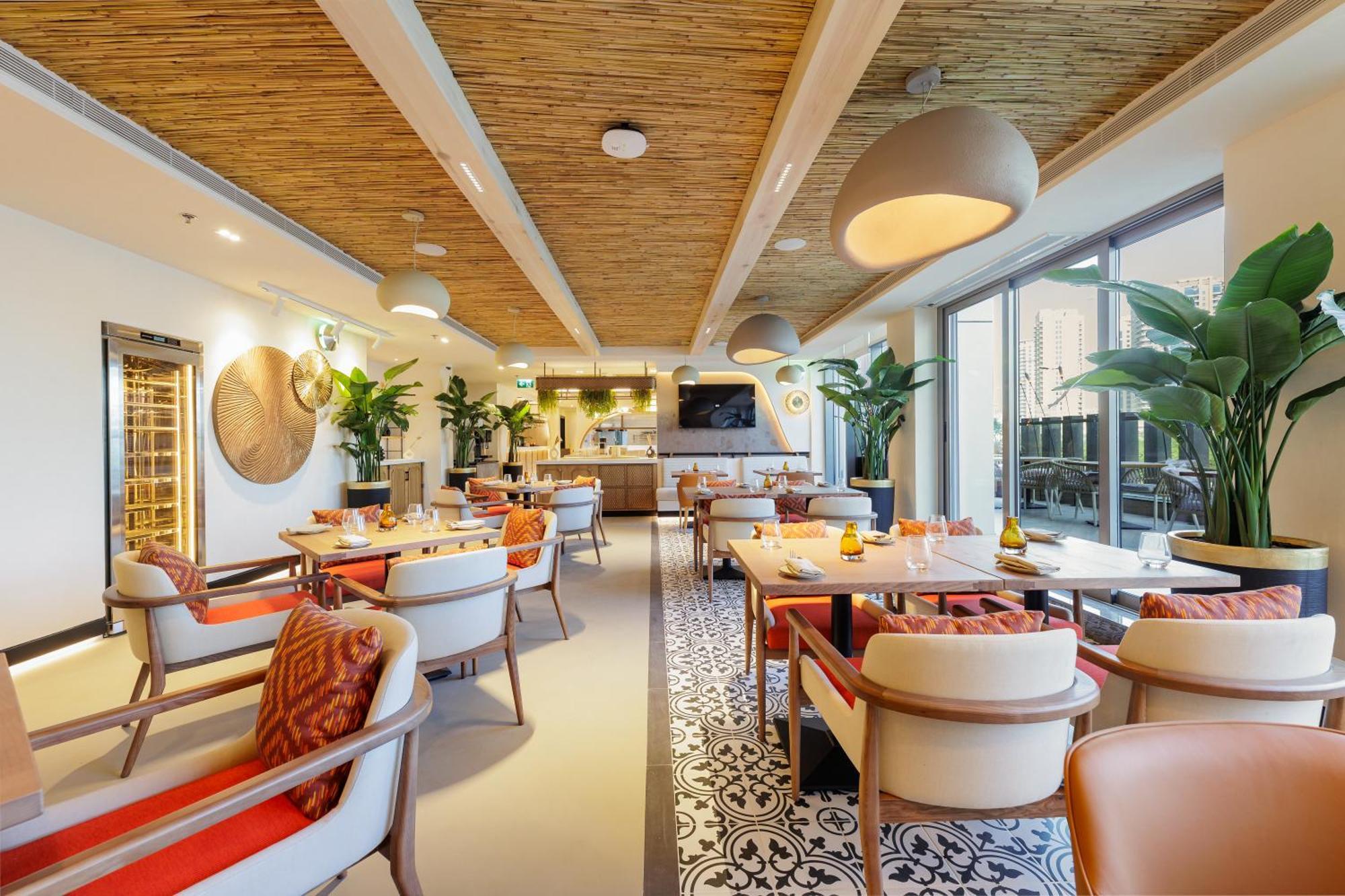 Avalon Jumeirah Village, By The First Collection 3*