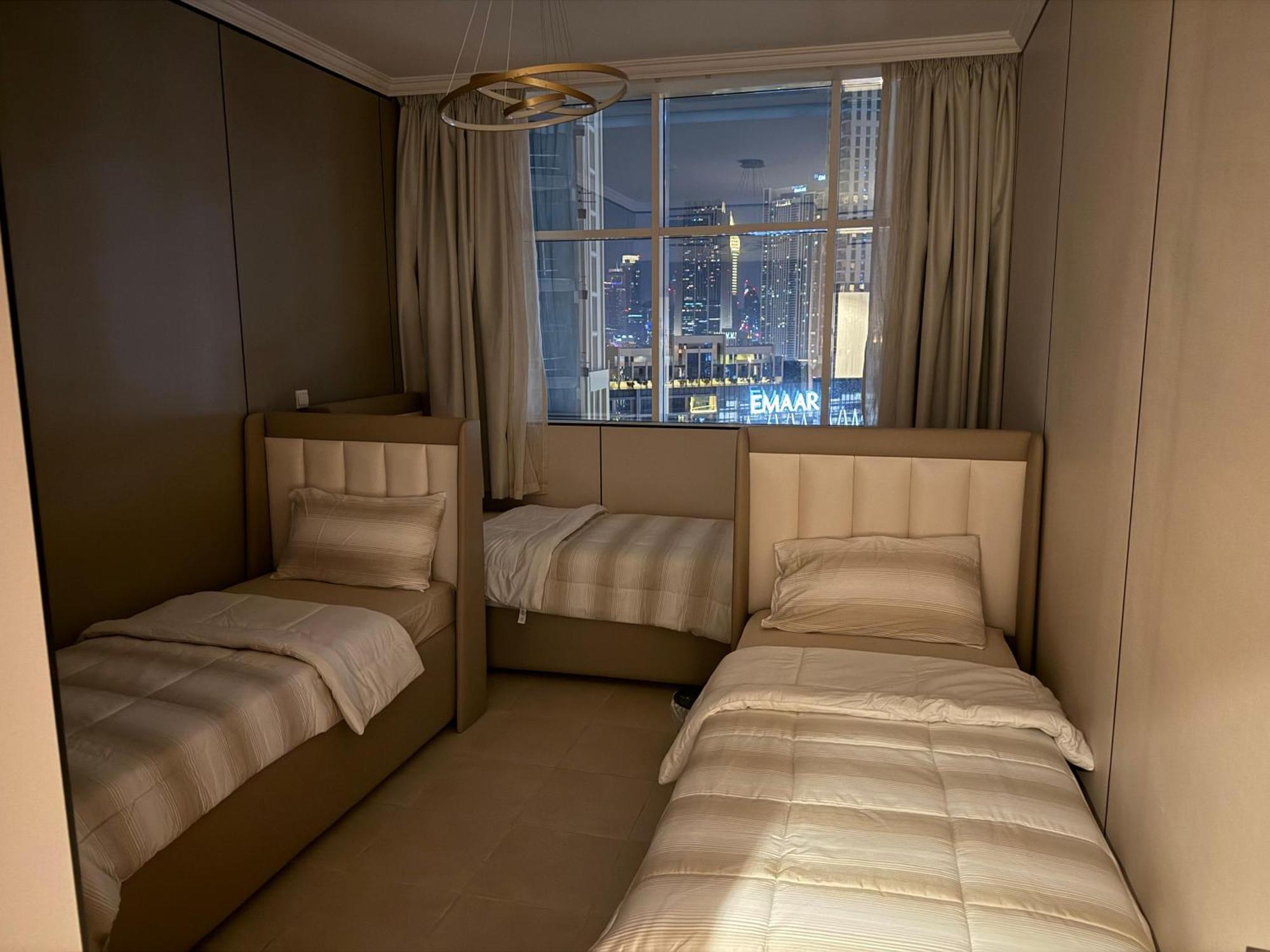 5 Min To Mall Downtown Dormitory M & F Inn Dubai