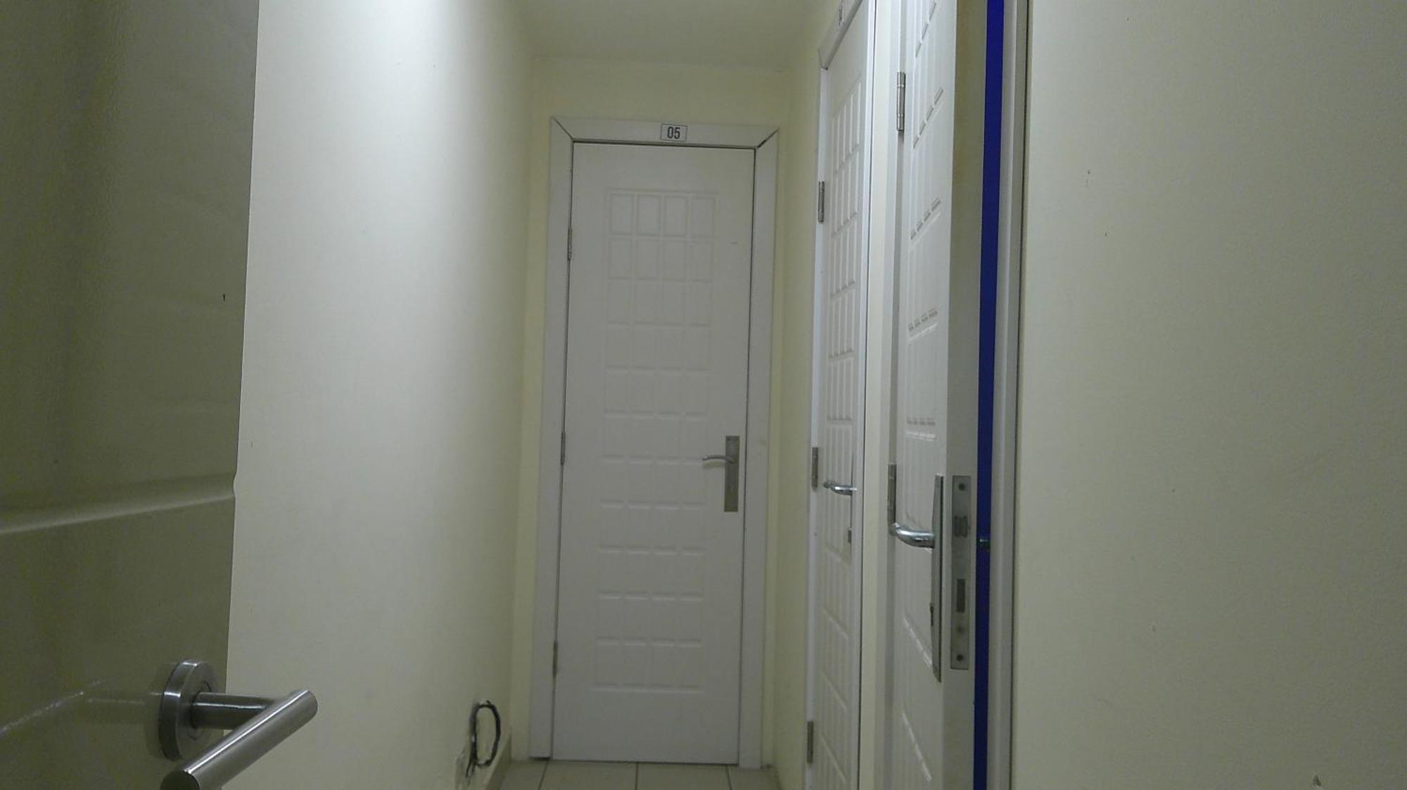 Inn Ruby Star Budget With Shared Washroom Access G06 Dubai
