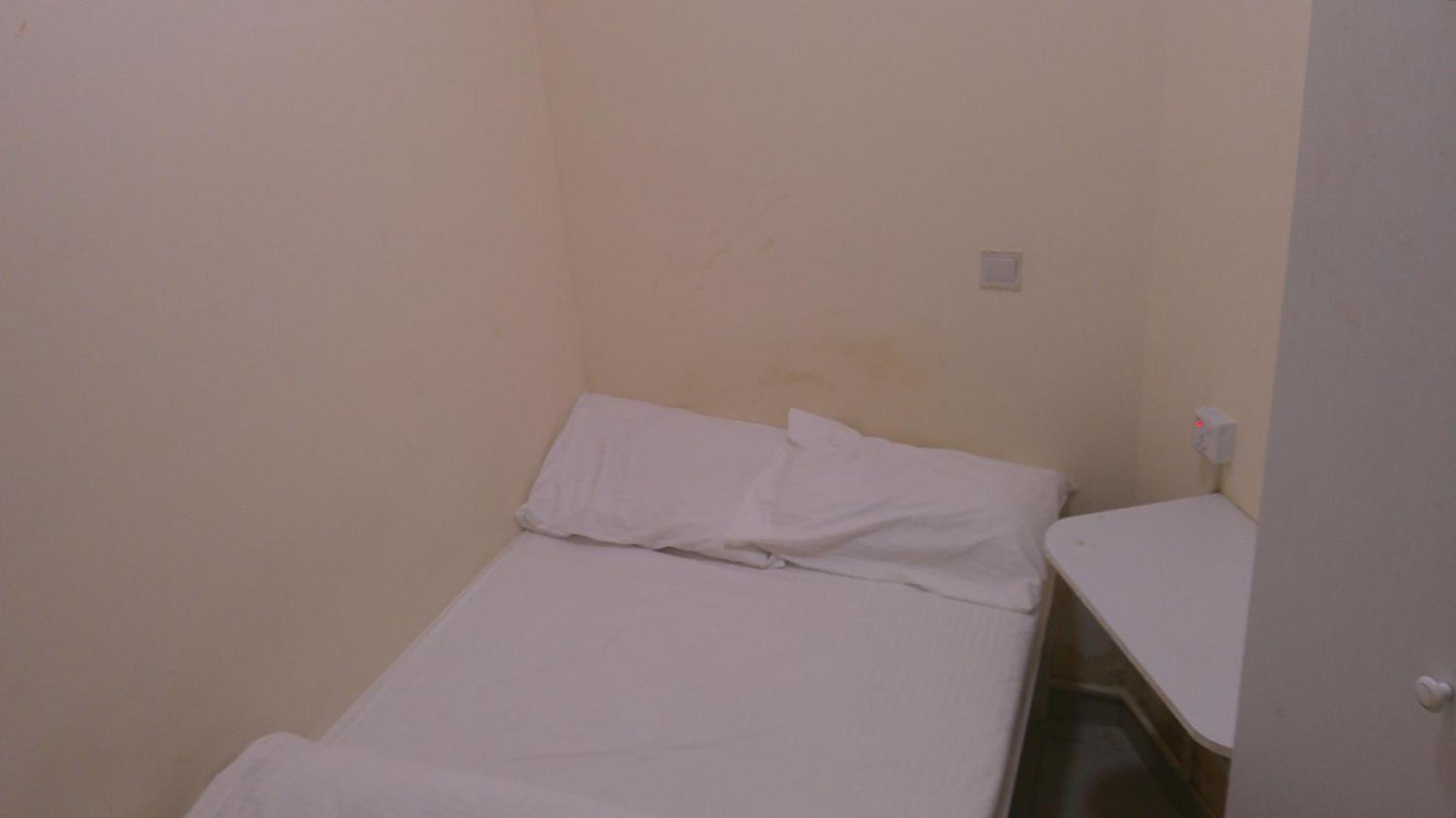 Ruby Star Budget With Shared Washroom Access G06 * Dubai