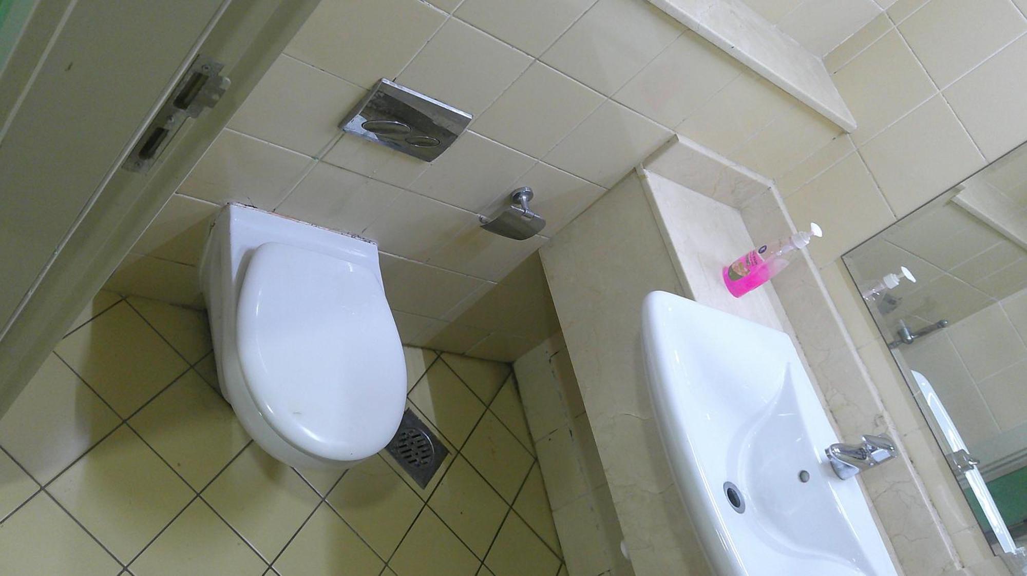 Ruby Star Budget With Shared Washroom Access G06 Inn