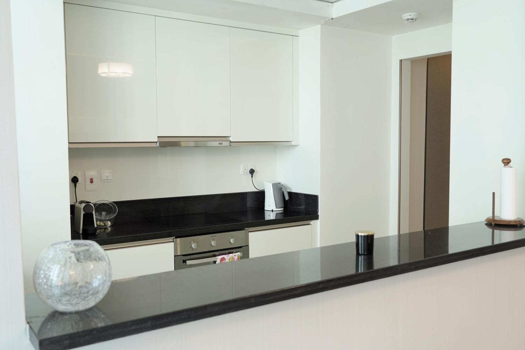 Elegant & Spacious 2-br In Al Habtoor - Noora * Dubai