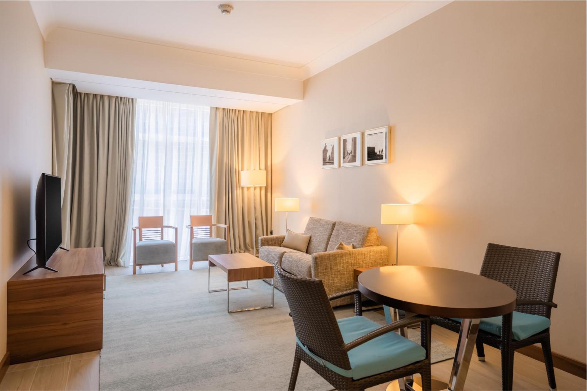 Hilton Garden Jumeirah Hotel Dubai