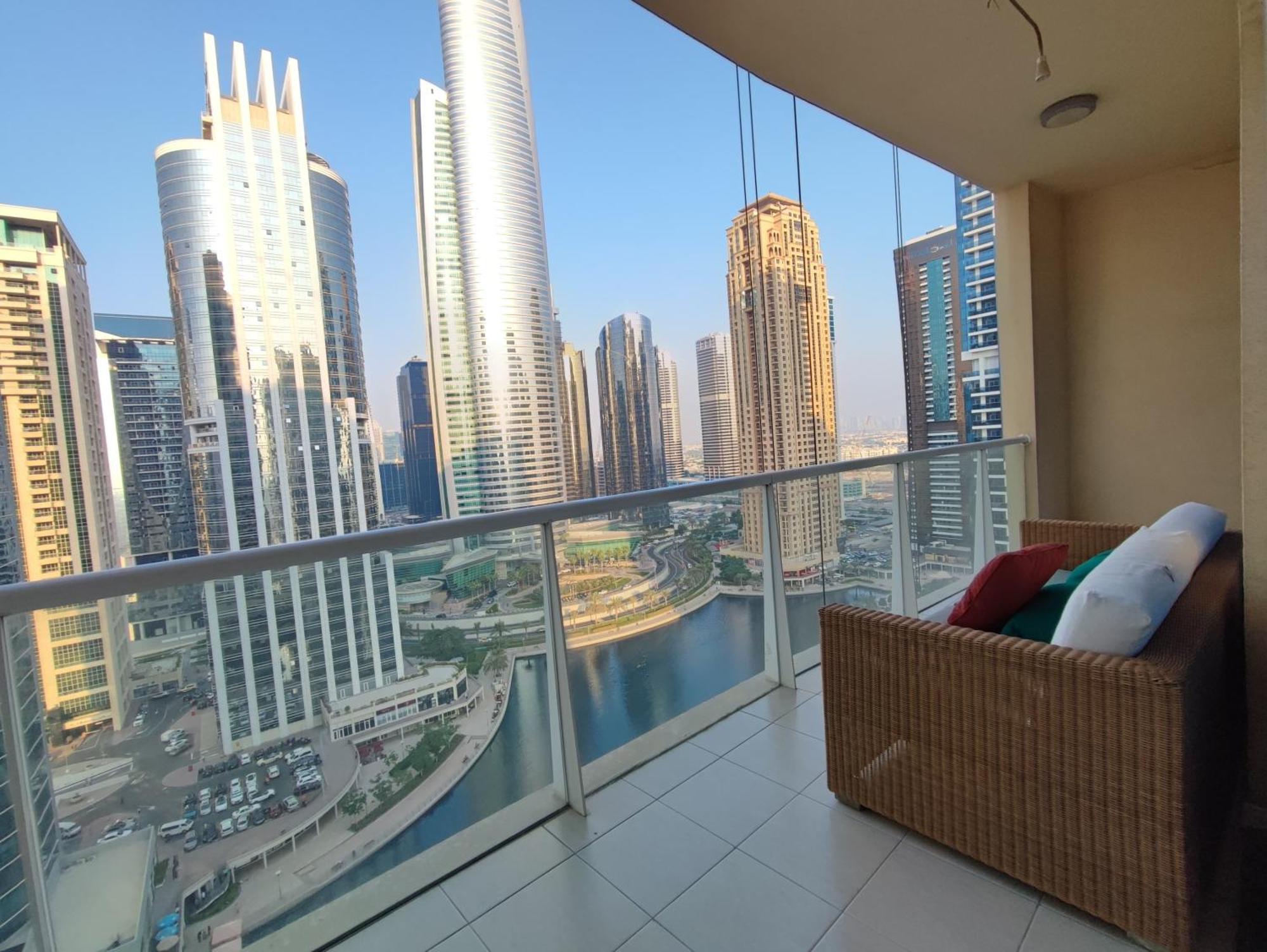 One Bedroom With Pool & Gym Near Marina Dubai