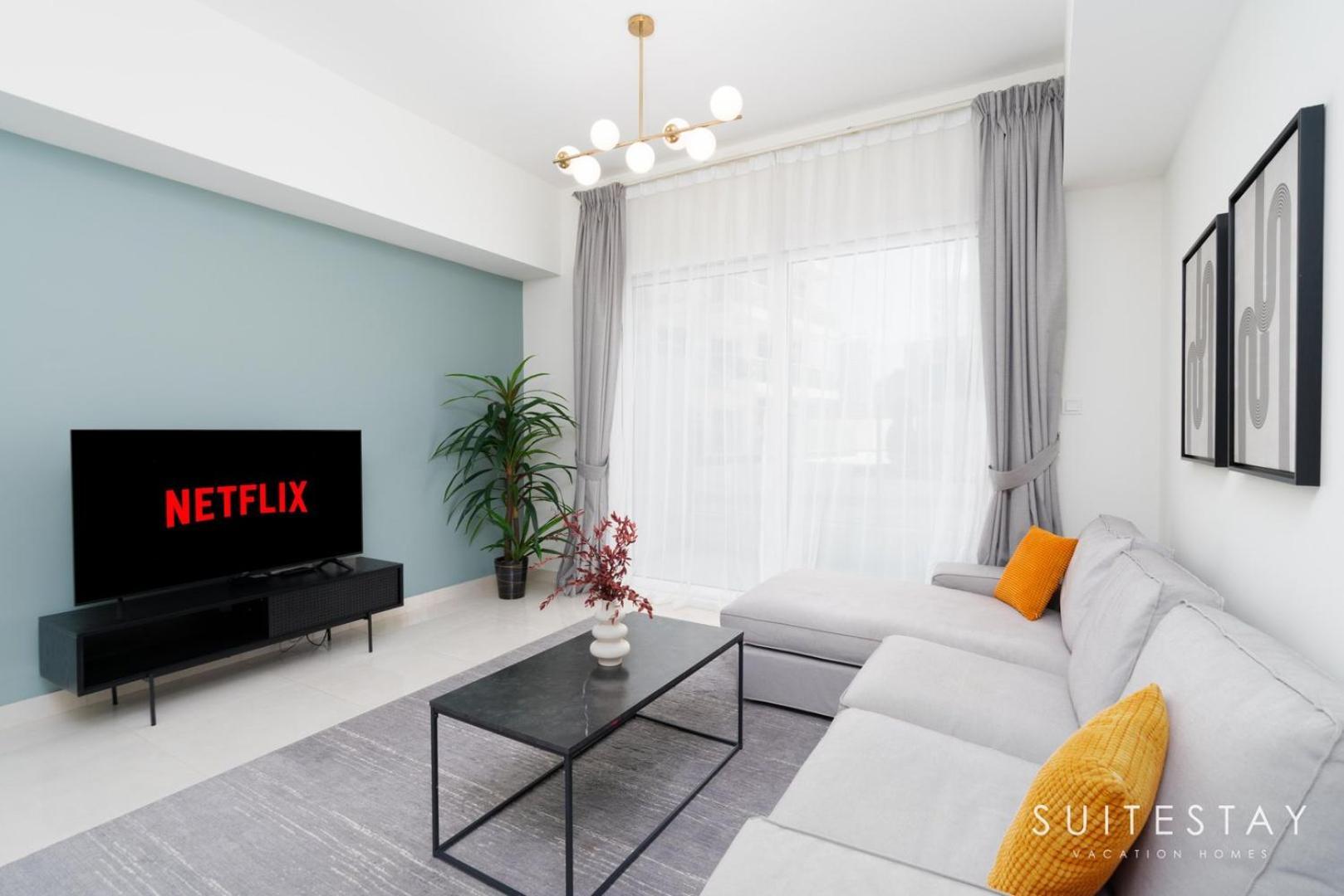 Apartment Spacious Centre With Large Balcony Dubai