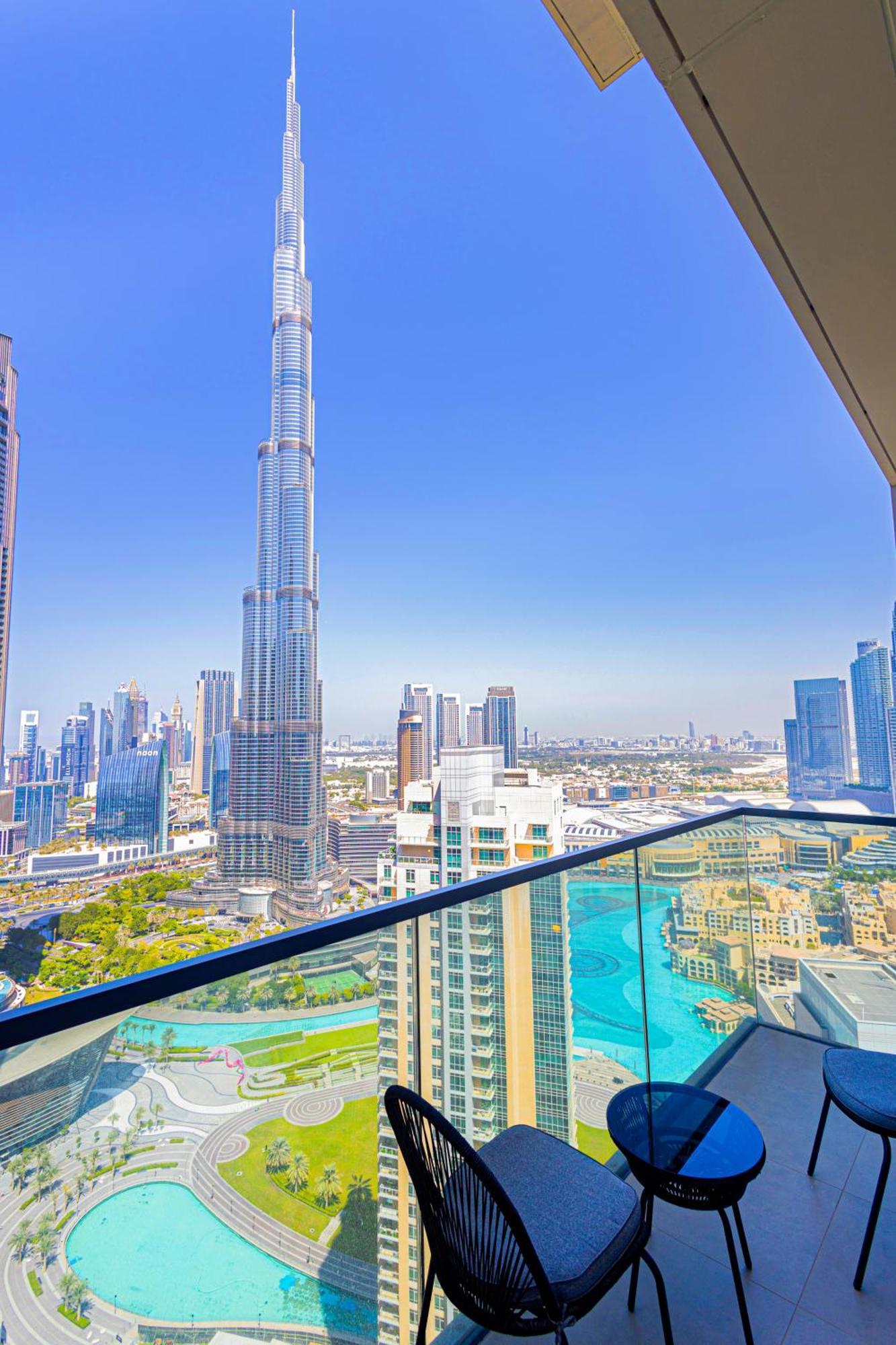 Mh - Act Tower - Downtown - Burj View 3bhk -ref4008 *