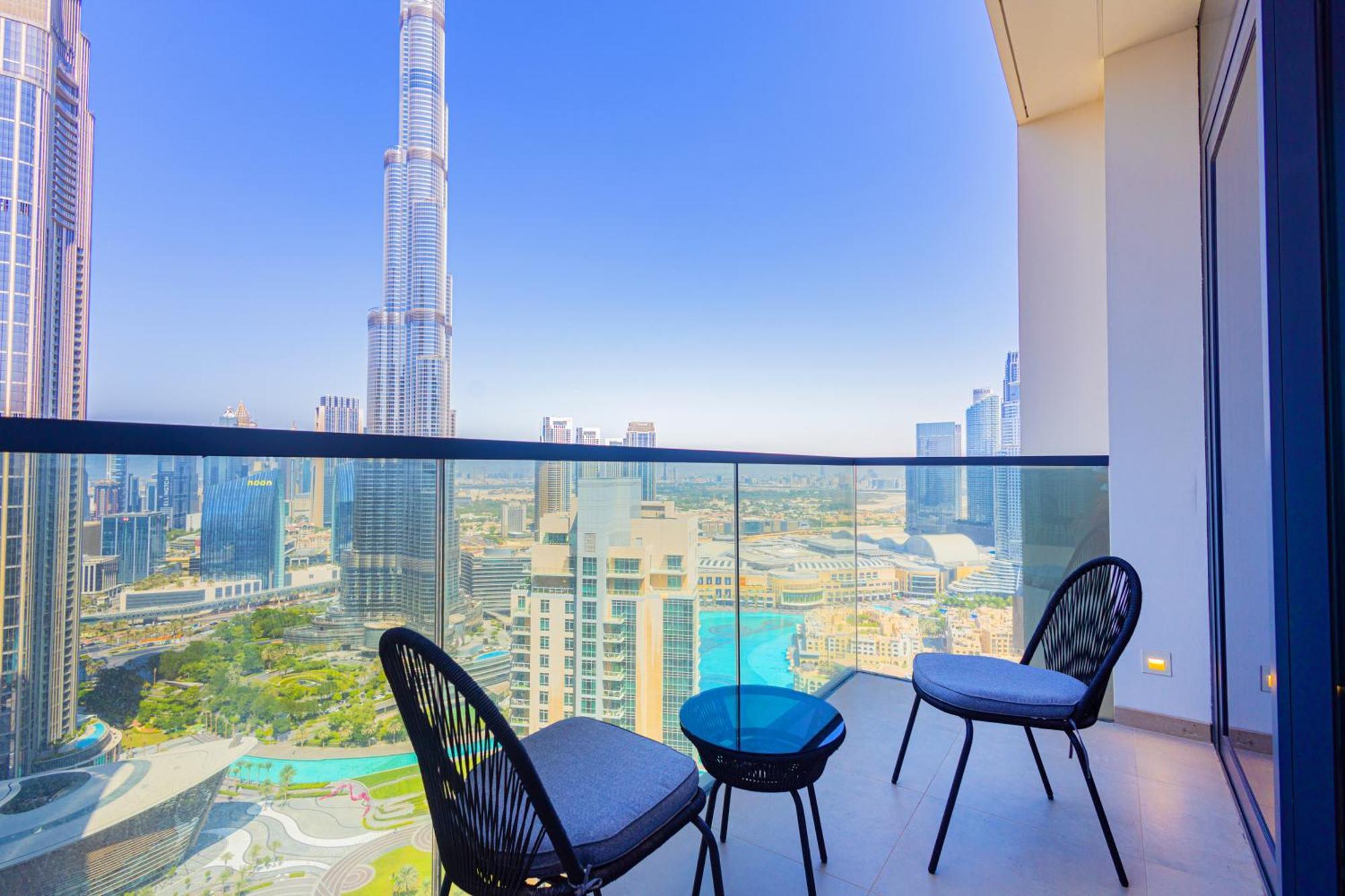 Mh - Act Tower - Downtown - Burj View 3bhk -ref4008 Dubai