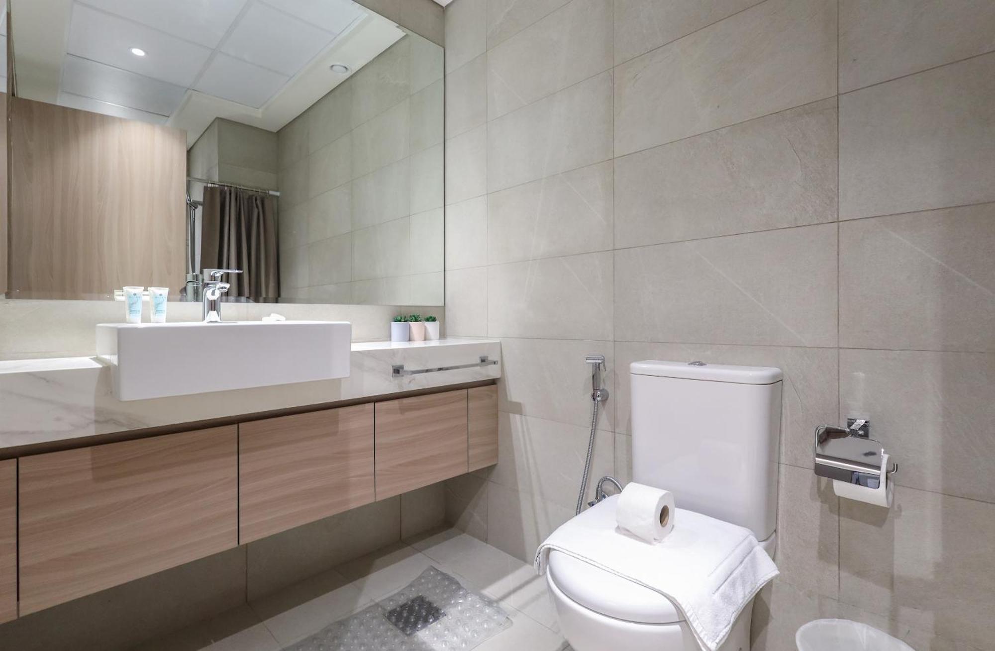 Elite Lux Homes - Sleek In Azizi Riviera Prime Location Apartment Dubai