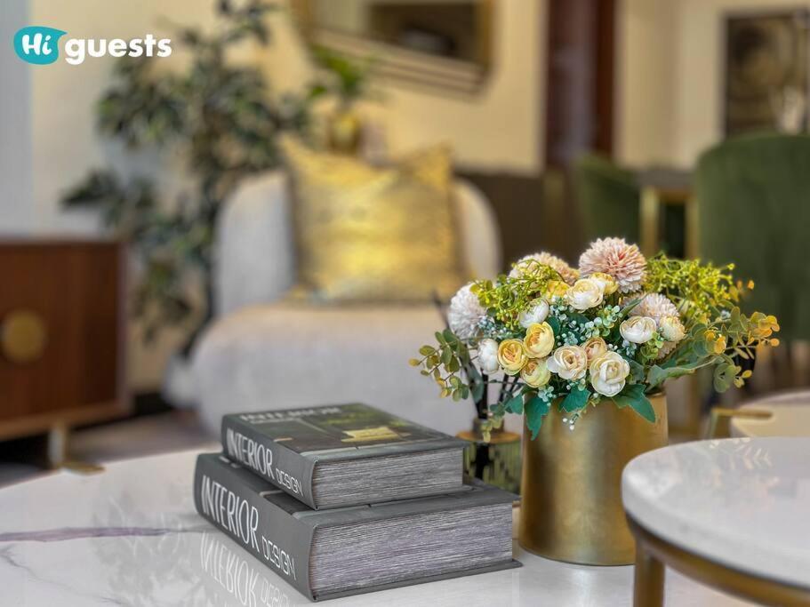 Apartment Higuests - Luxurious 2br Haven In Iconic Palm Jumeirah