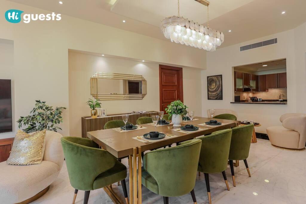 Apartment Higuests - Luxurious 2br Haven In Iconic Palm Jumeirah *