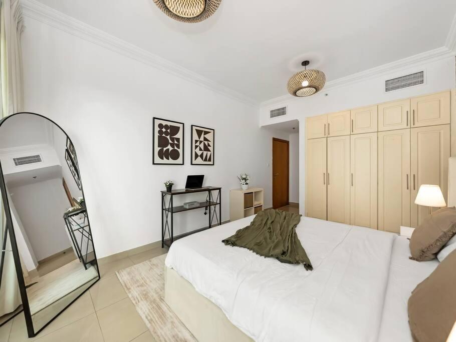 Apartment Spacious In The Heart Of Marina W Seaview *