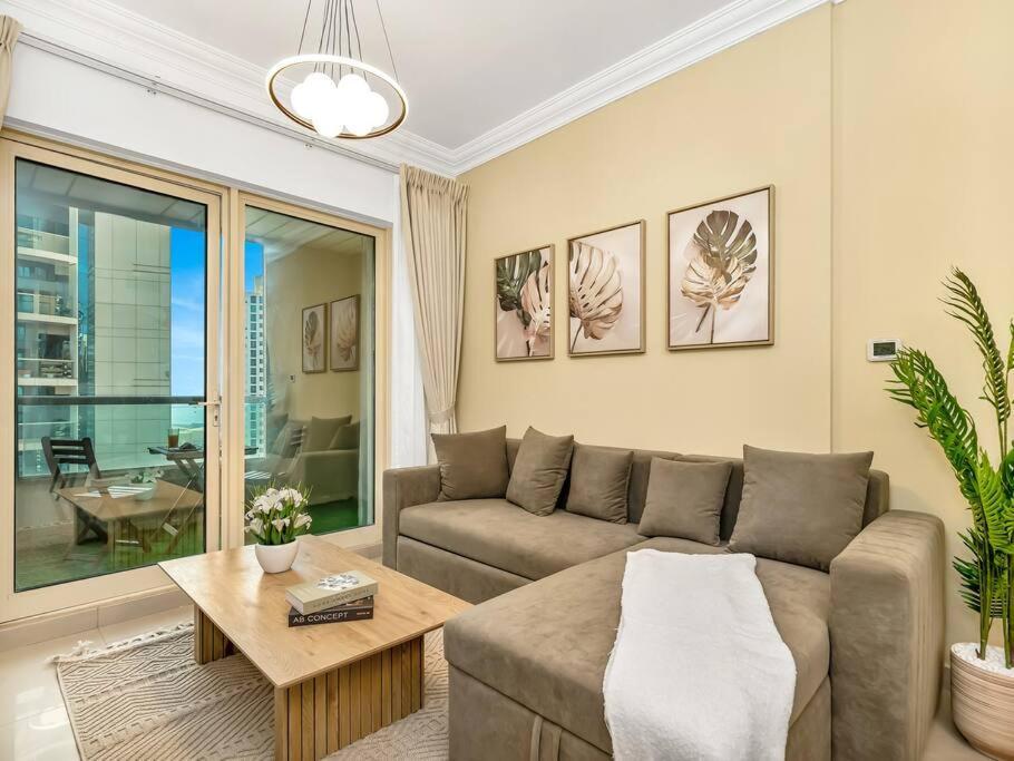 Apartment Spacious In The Heart Of Marina W Seaview