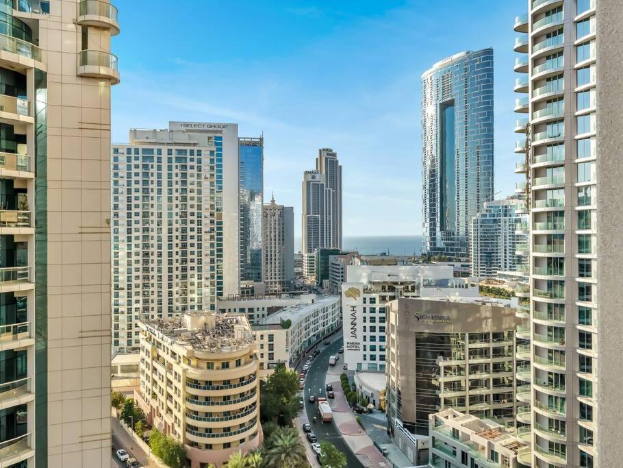 Spacious In The Heart Of Marina W Seaview *