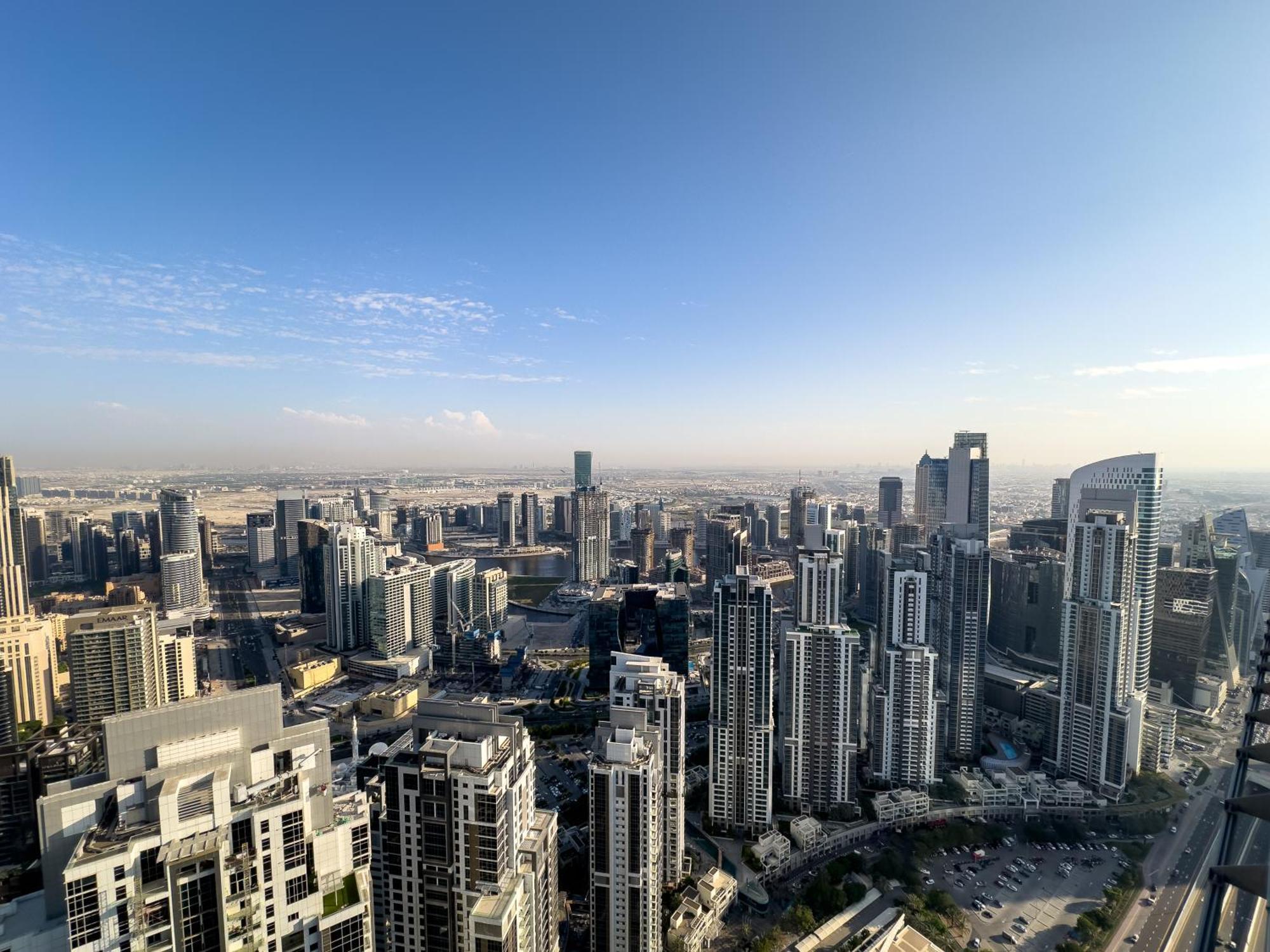 Apartment Pool In The Clouds With Burj Khalifa View, 2br In Paramount Midtown Dubai