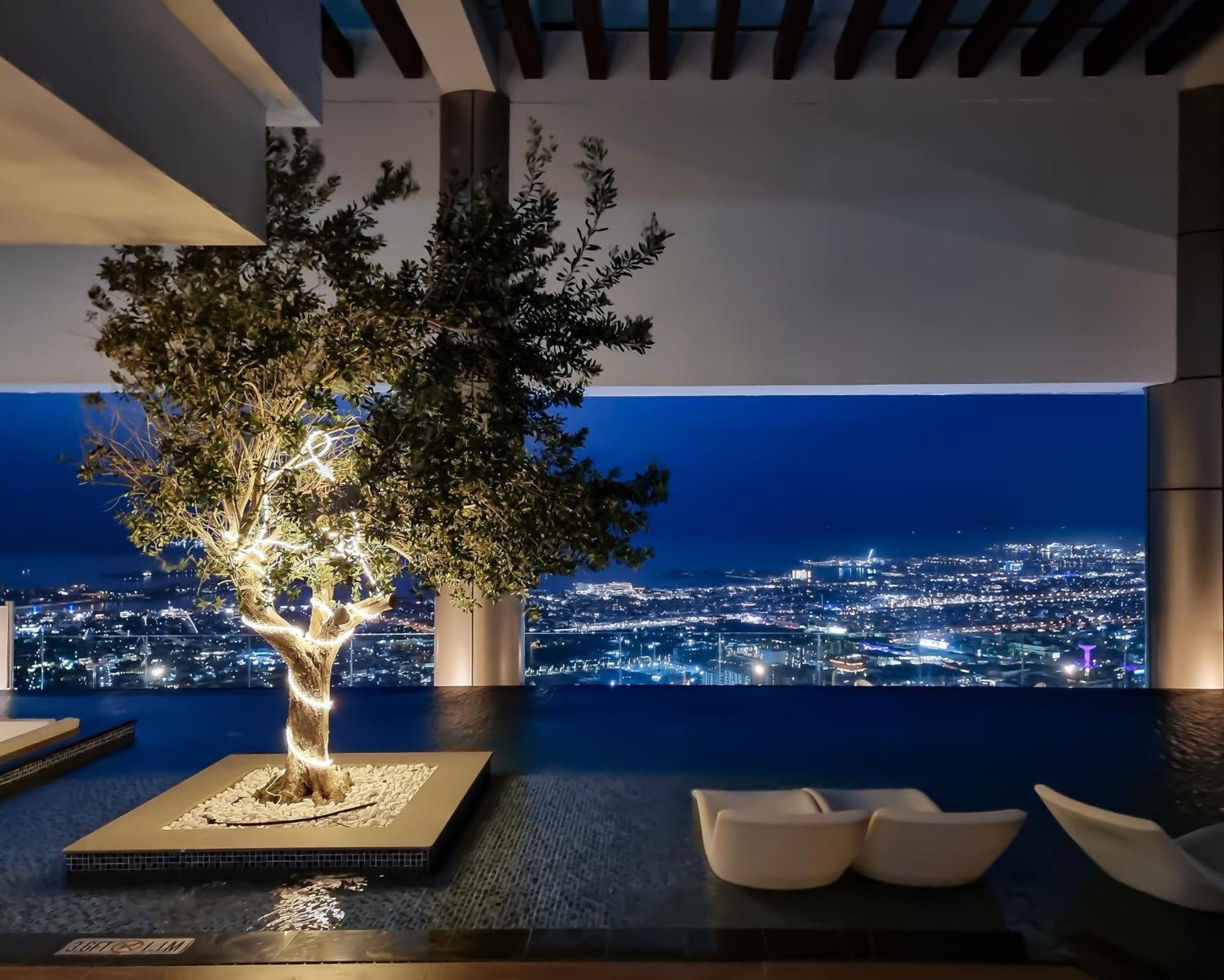 Pool In The Clouds With Burj Khalifa View, 2br In Paramount Midtown Apartment *