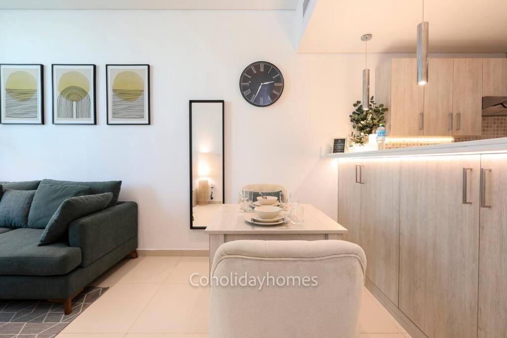Apartment 1 Bedroom Rooftop Infinity Pool & Padel Court Dubai