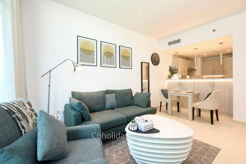 Apartment 1 Bedroom Rooftop Infinity Pool & Padel Court