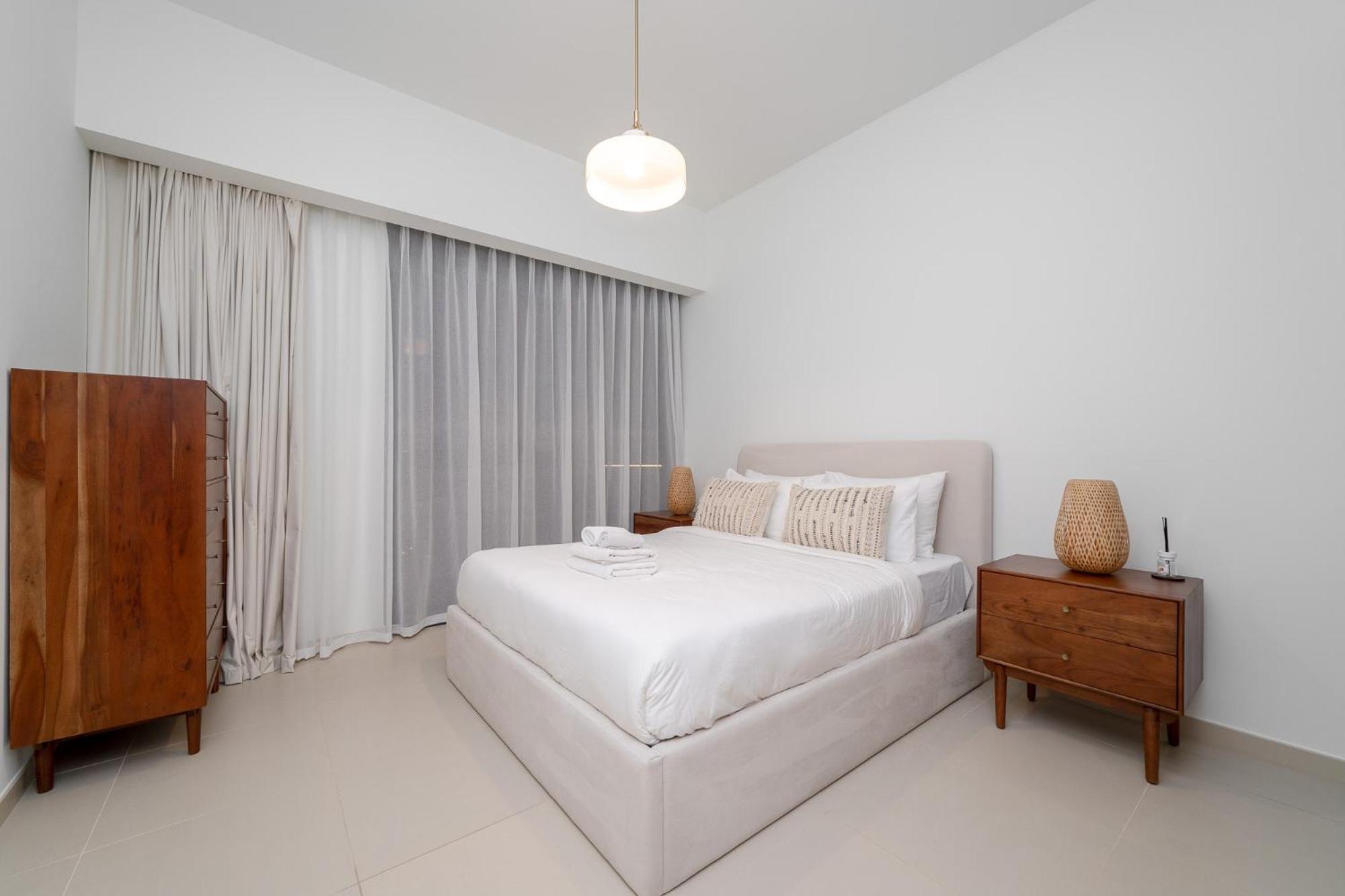 Act Towers 2 Bedrooms * Dubai
