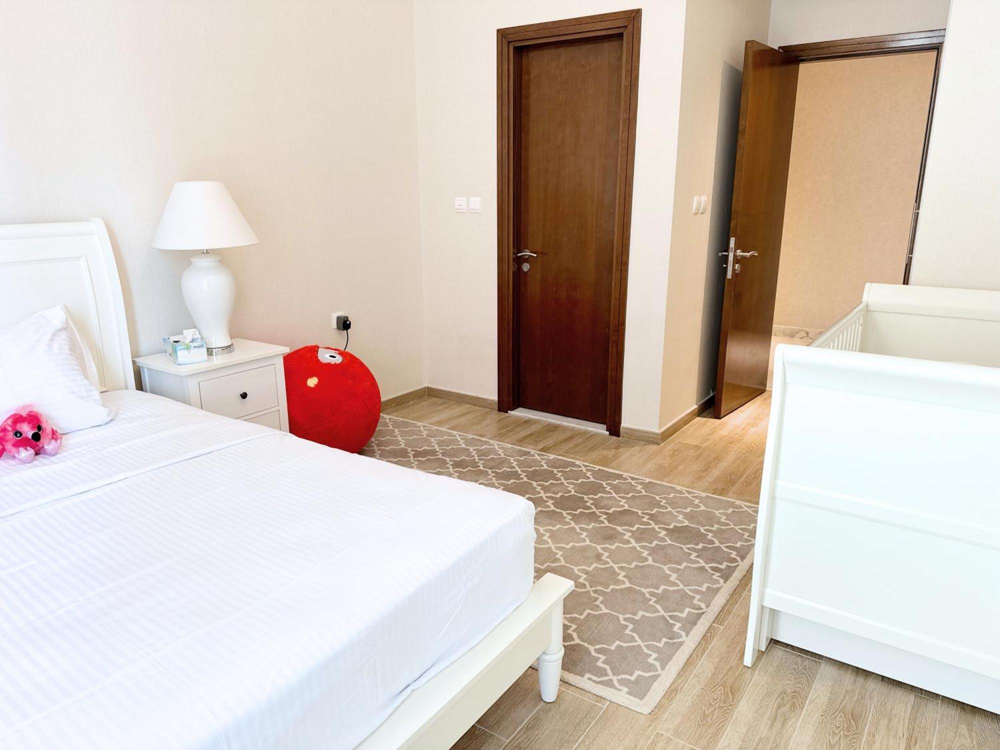 Elegant & Spacious 2-br In Al Habtoor - Noora * Dubai