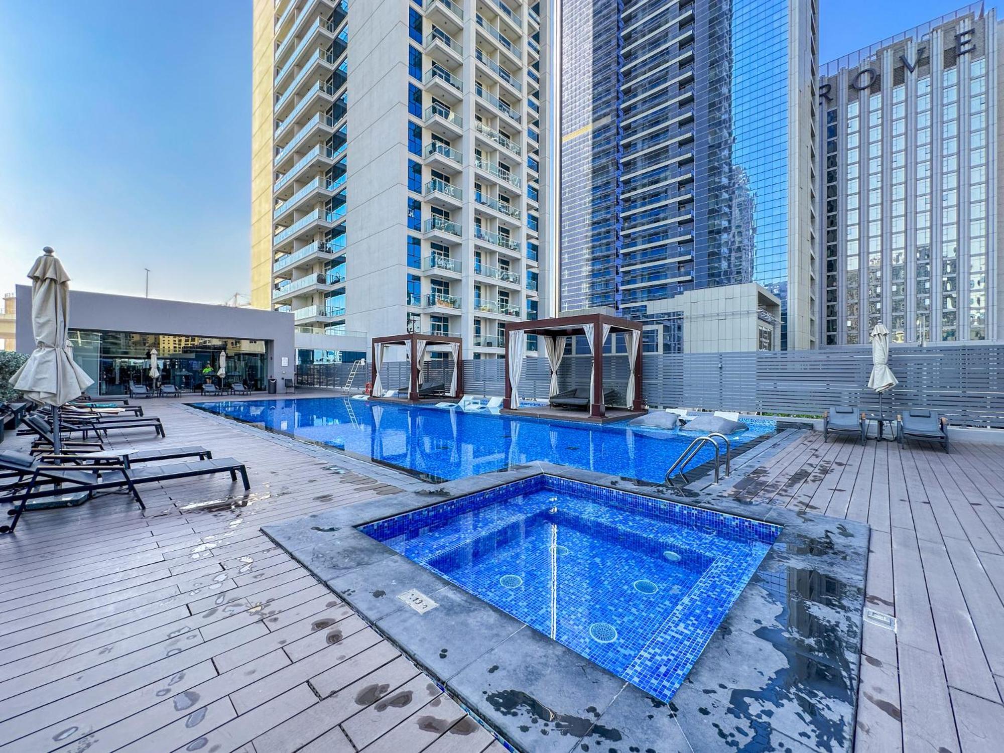 Apartment Super Luxury Flat Desing With Sea, Marina And Pool View