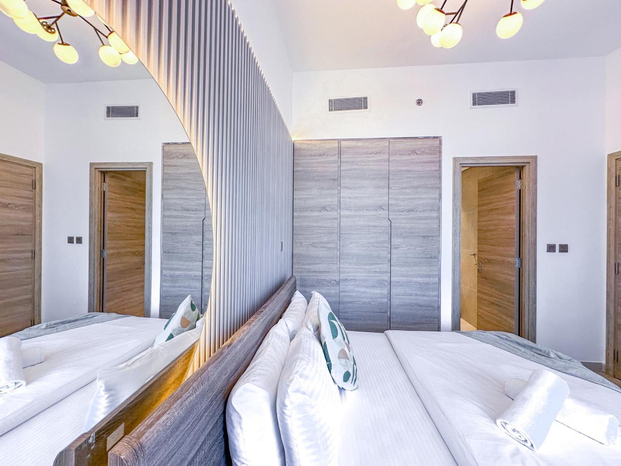 Apartment Super Luxury Flat Desing With Sea, Marina And Pool View