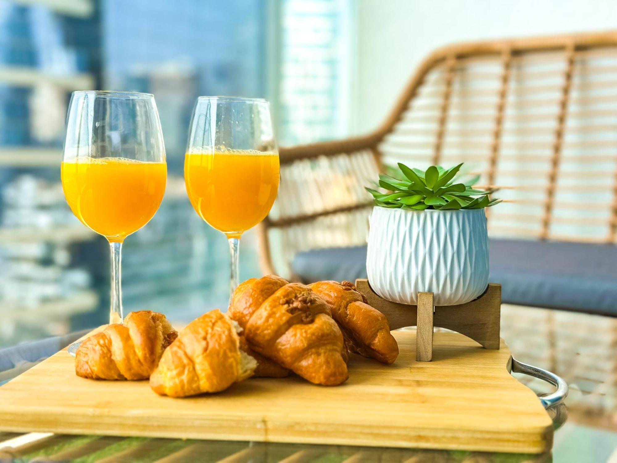 Super Luxury Flat Desing With Sea, Marina And Pool View Apartment