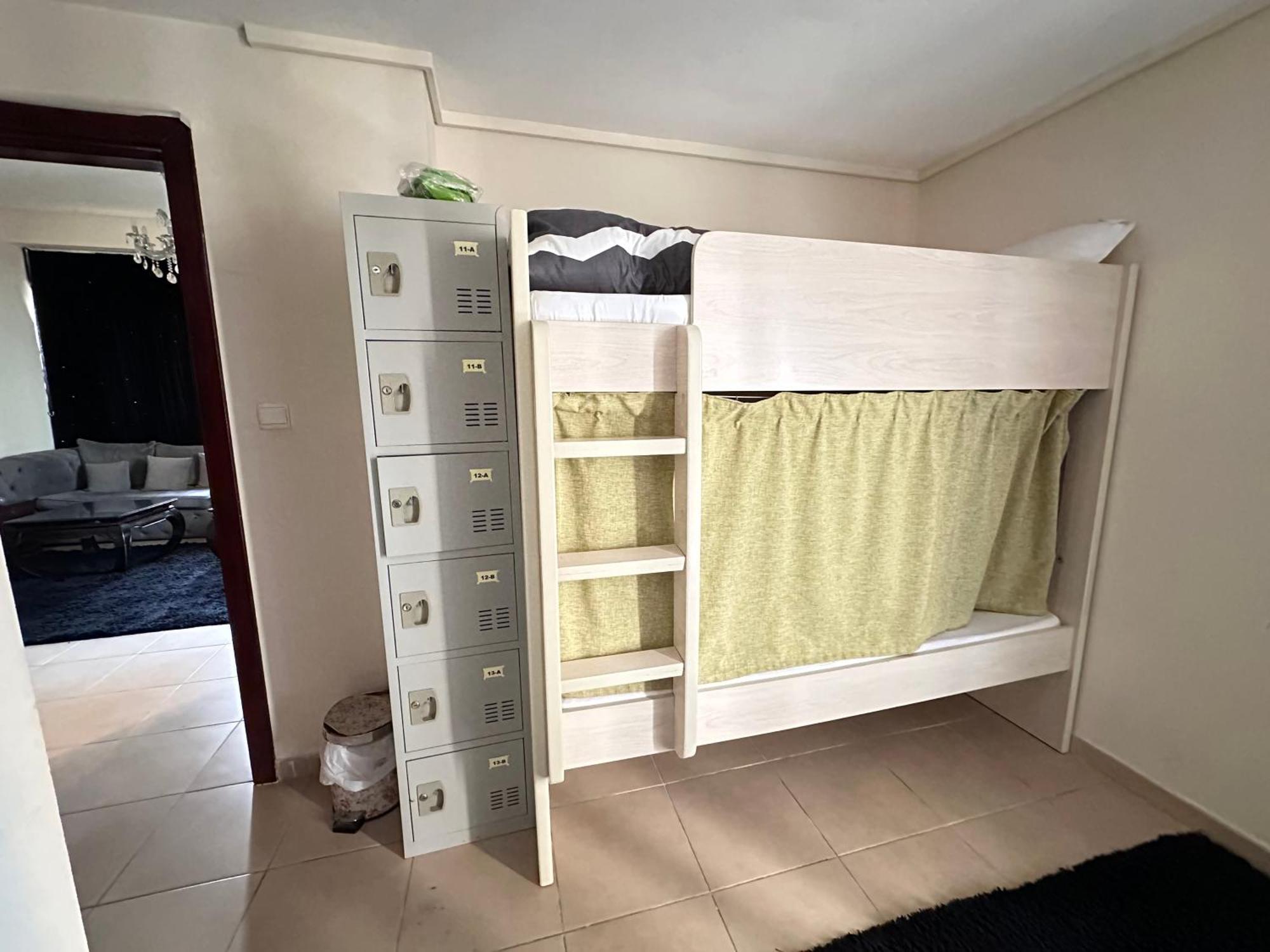 Capsule hotel Sea Breeze Jbr *