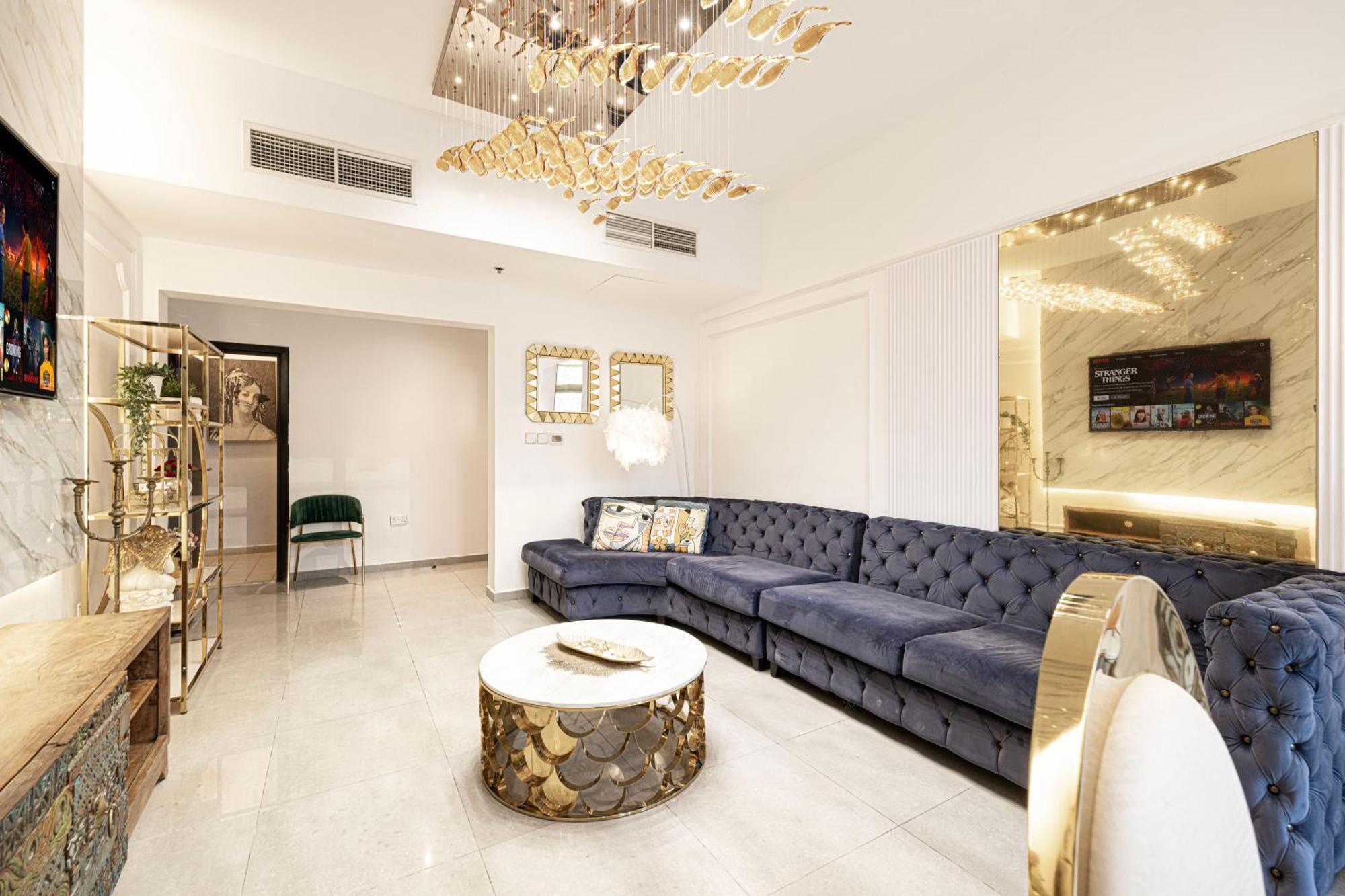 Holiday home With Private Pool & Huge Terrace Overlooking The Marina Dubai