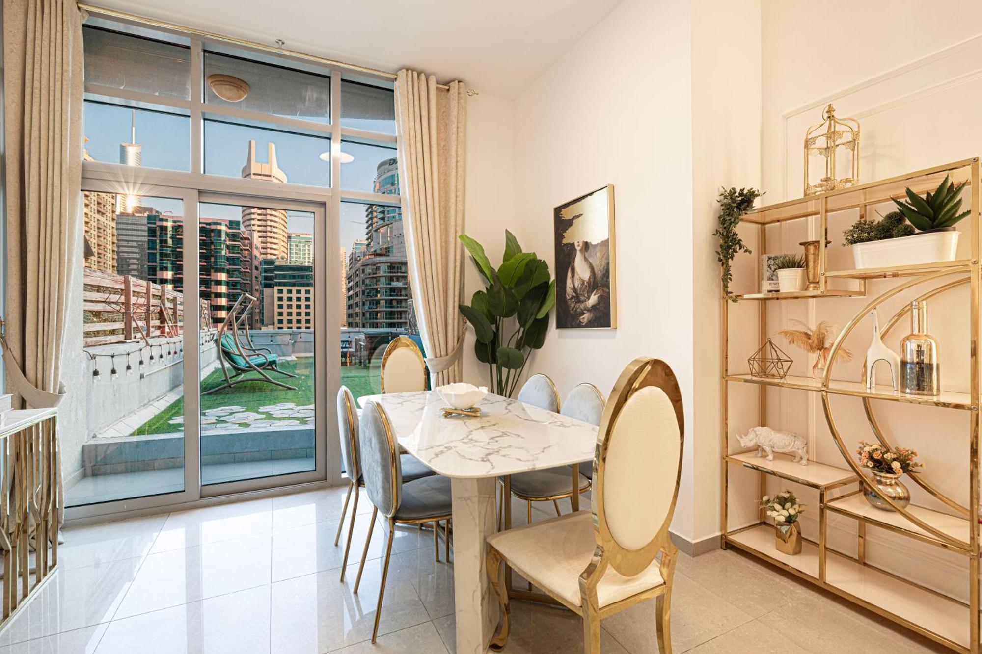 Holiday home With Private Pool & Huge Terrace Overlooking The Marina *