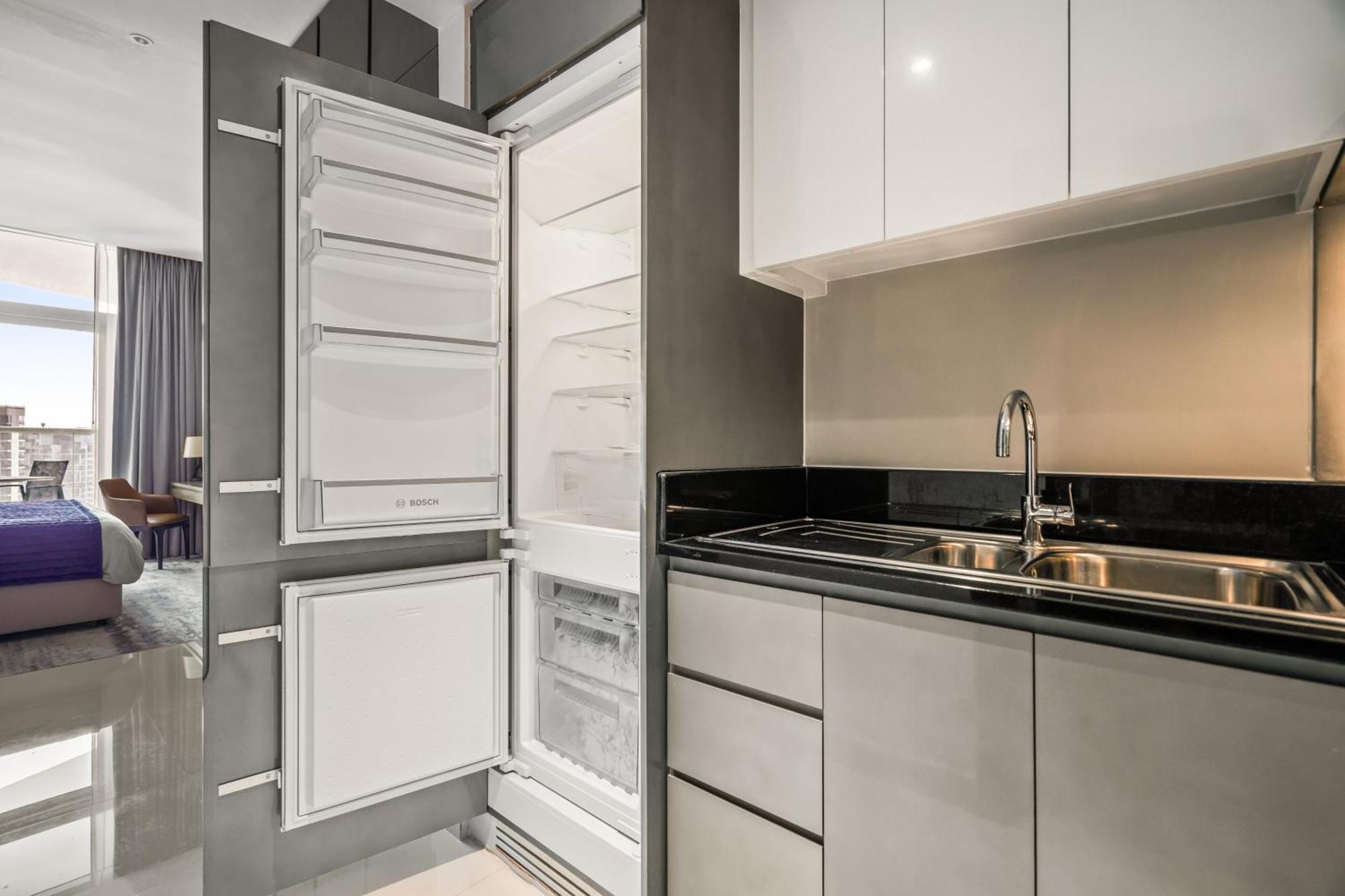 Apartment Stylish Business Bay With Canal View