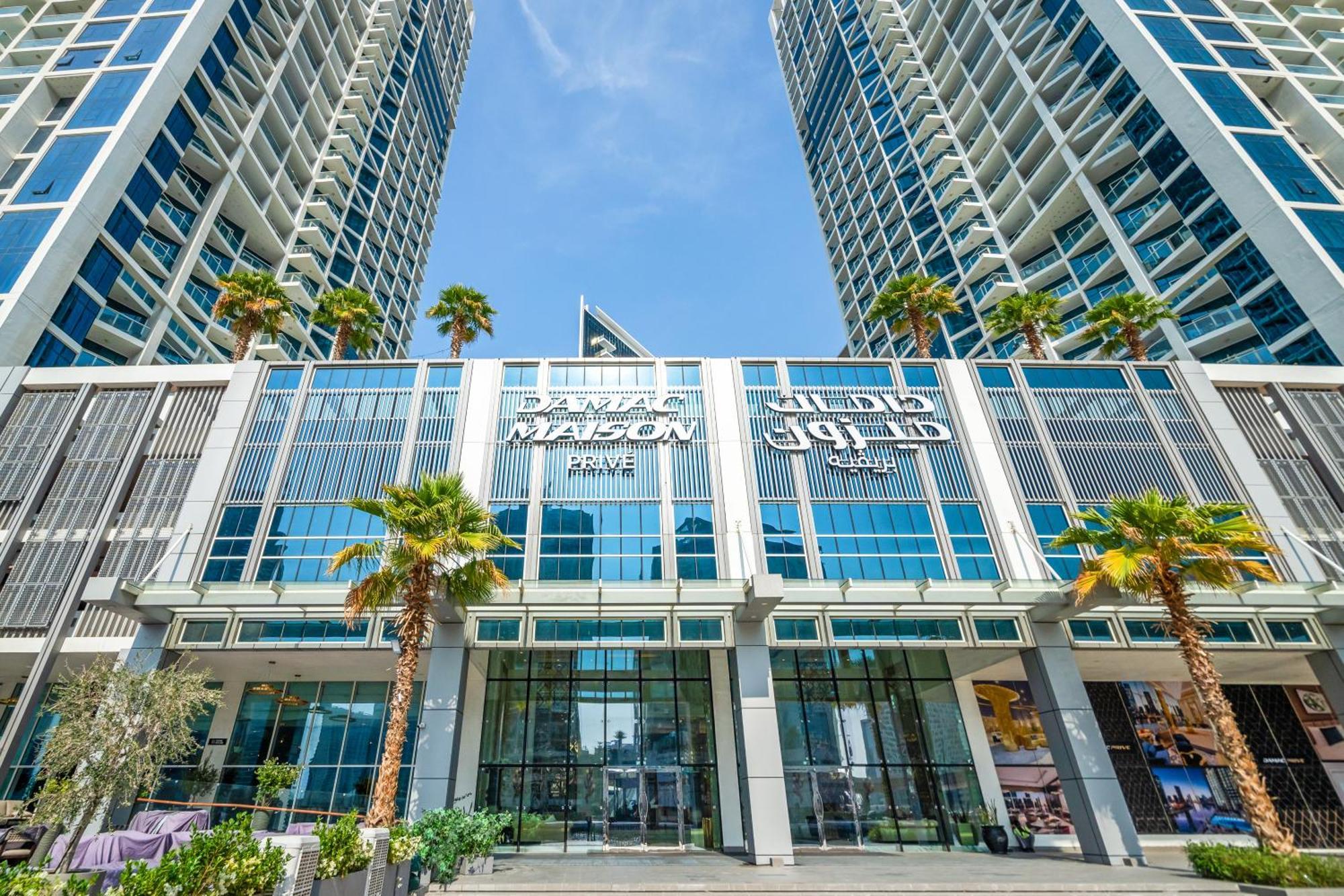 Stylish Business Bay With Canal View Apartment Dubai