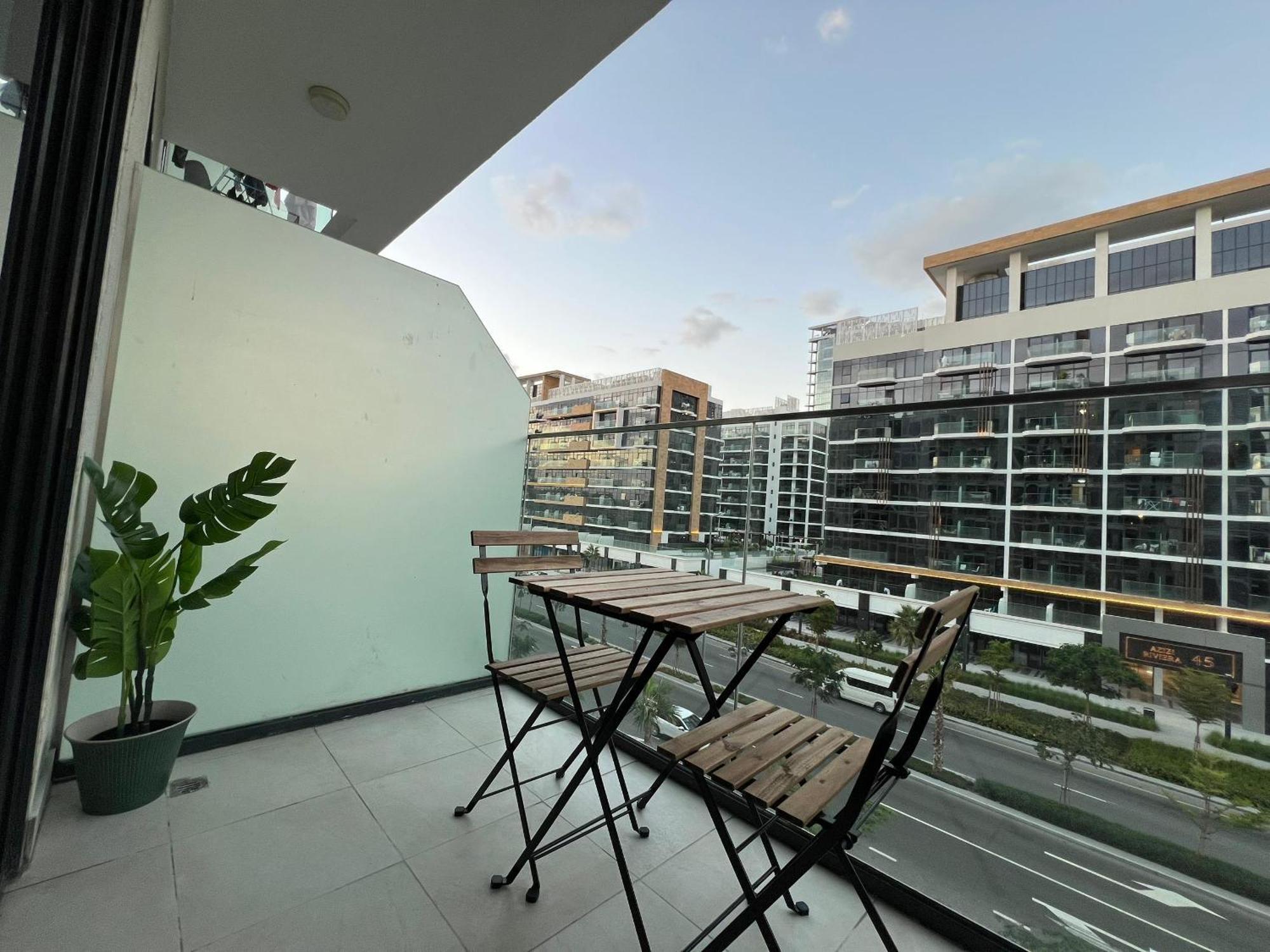 Special Offer At Azizi Riviera Apartment