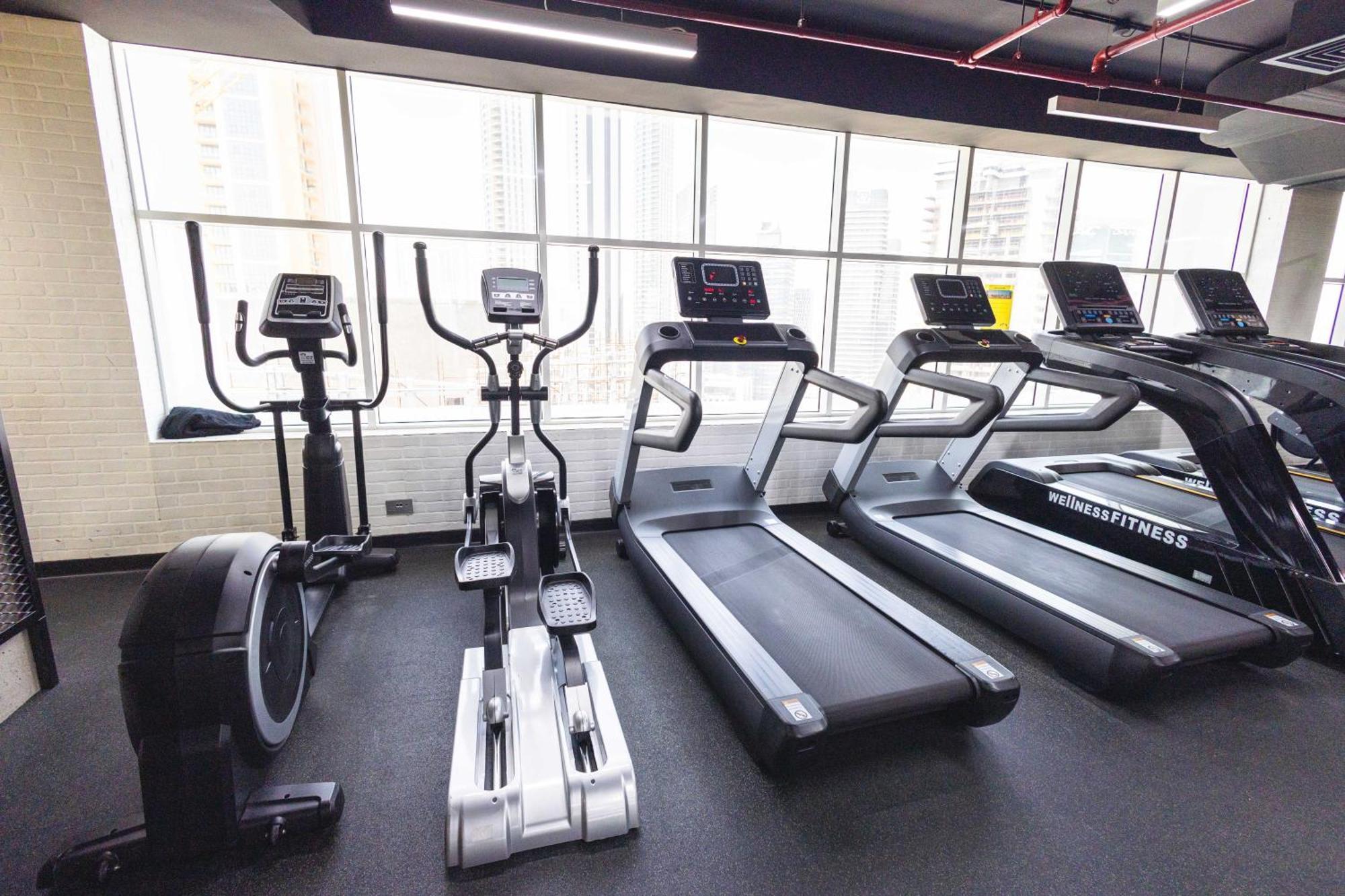 Apartment Downtown Burj Al Nujoom Mall & Burj Khalifa *