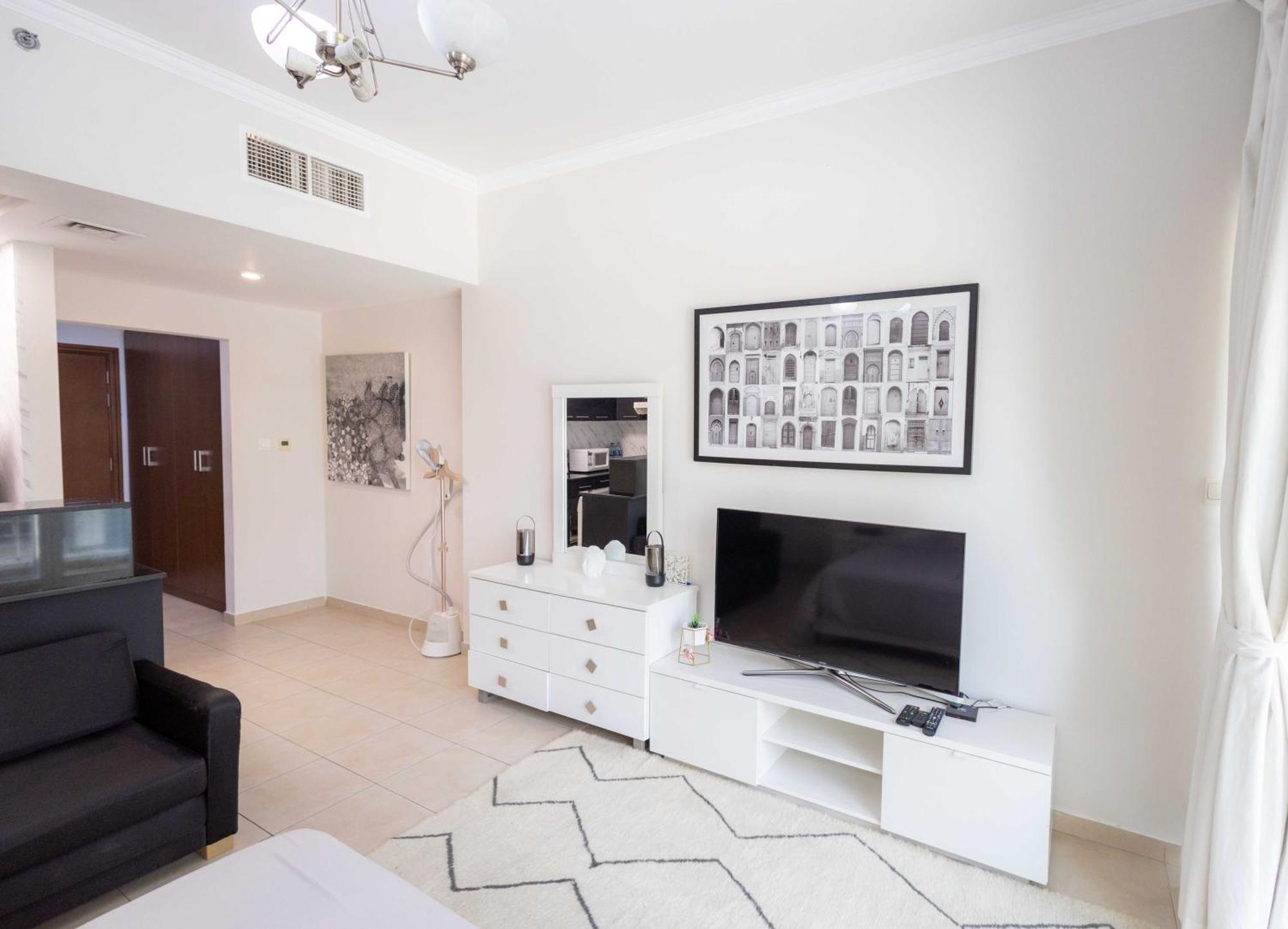 Downtown Burj Al Nujoom Mall & Burj Khalifa Apartment *